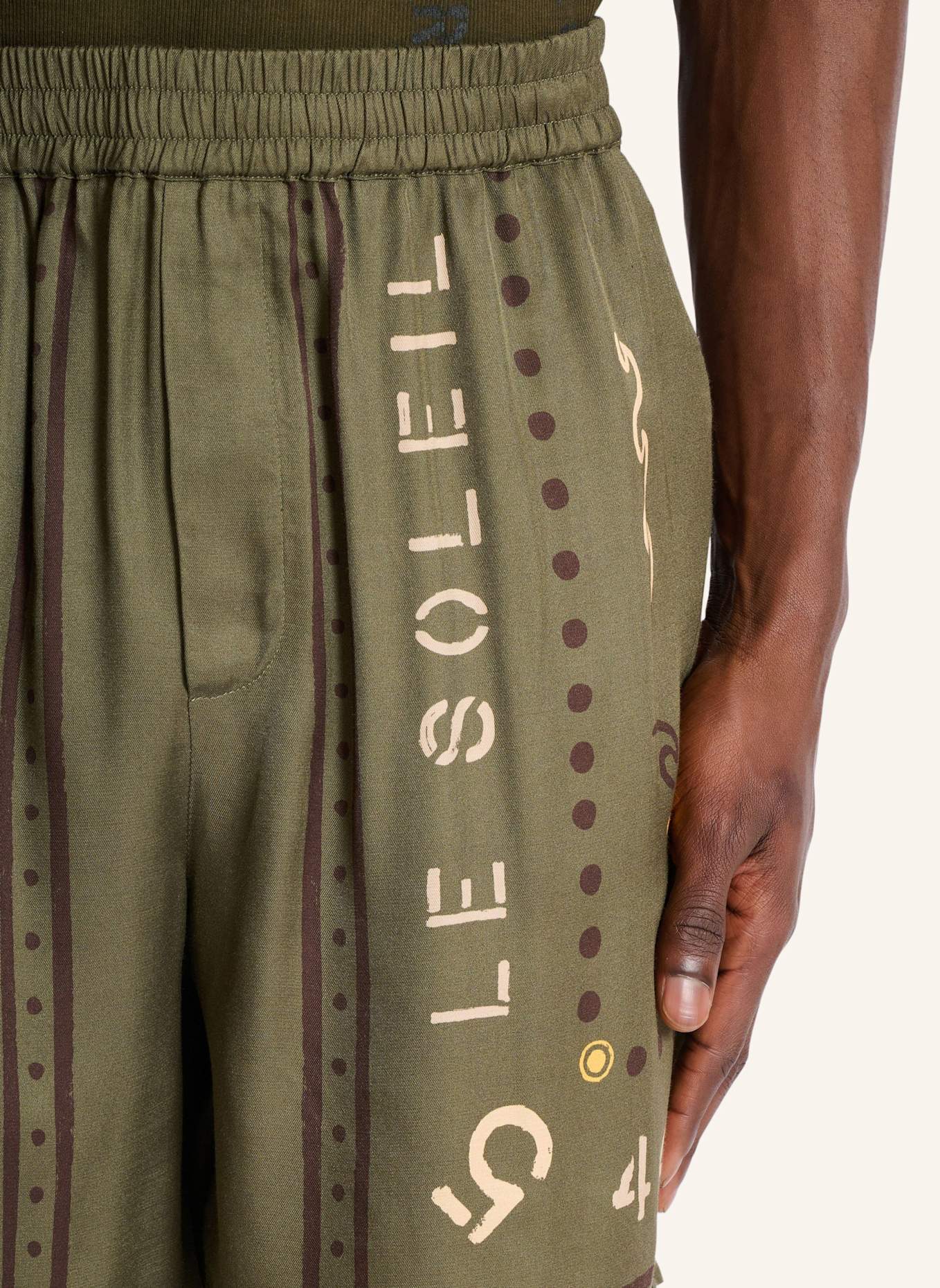 BALMAIN Bermuda mit Balmain Club-Print: GRÜN