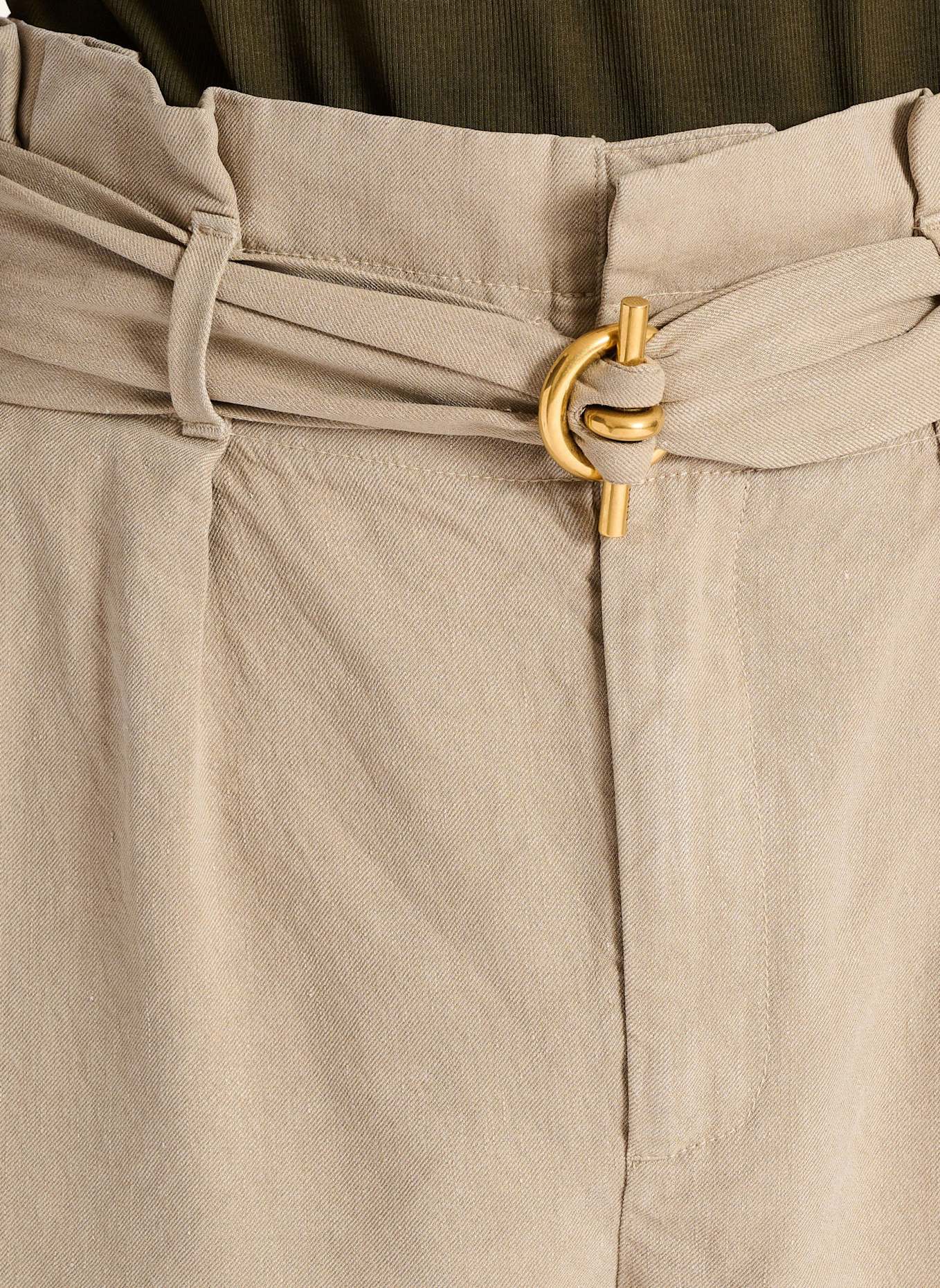 BALMAIN Bermuda mit T-Bar-Gürtel aus Baumwolle und Leinen: KHAKI