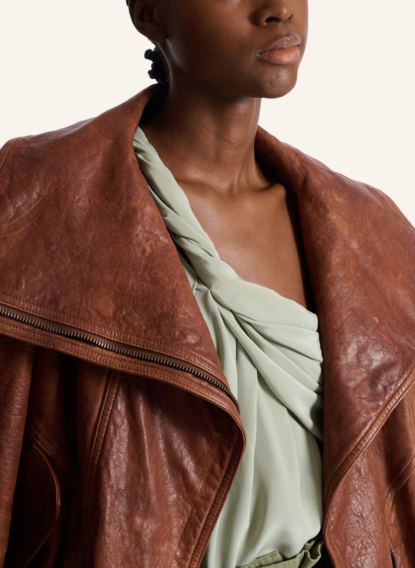 BALMAIN Bomberjacke aus Lammleder: BRAUN