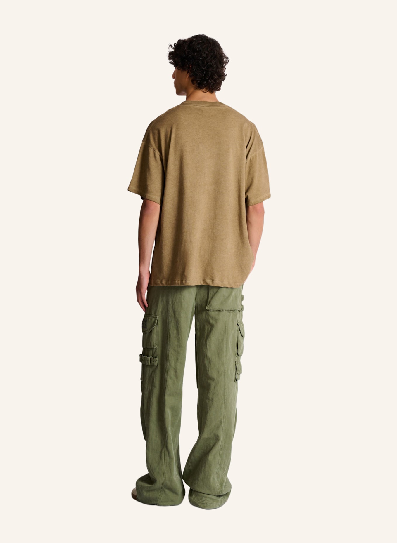 BALMAIN T-Shirt mit Balmain Club-Print: KHAKI