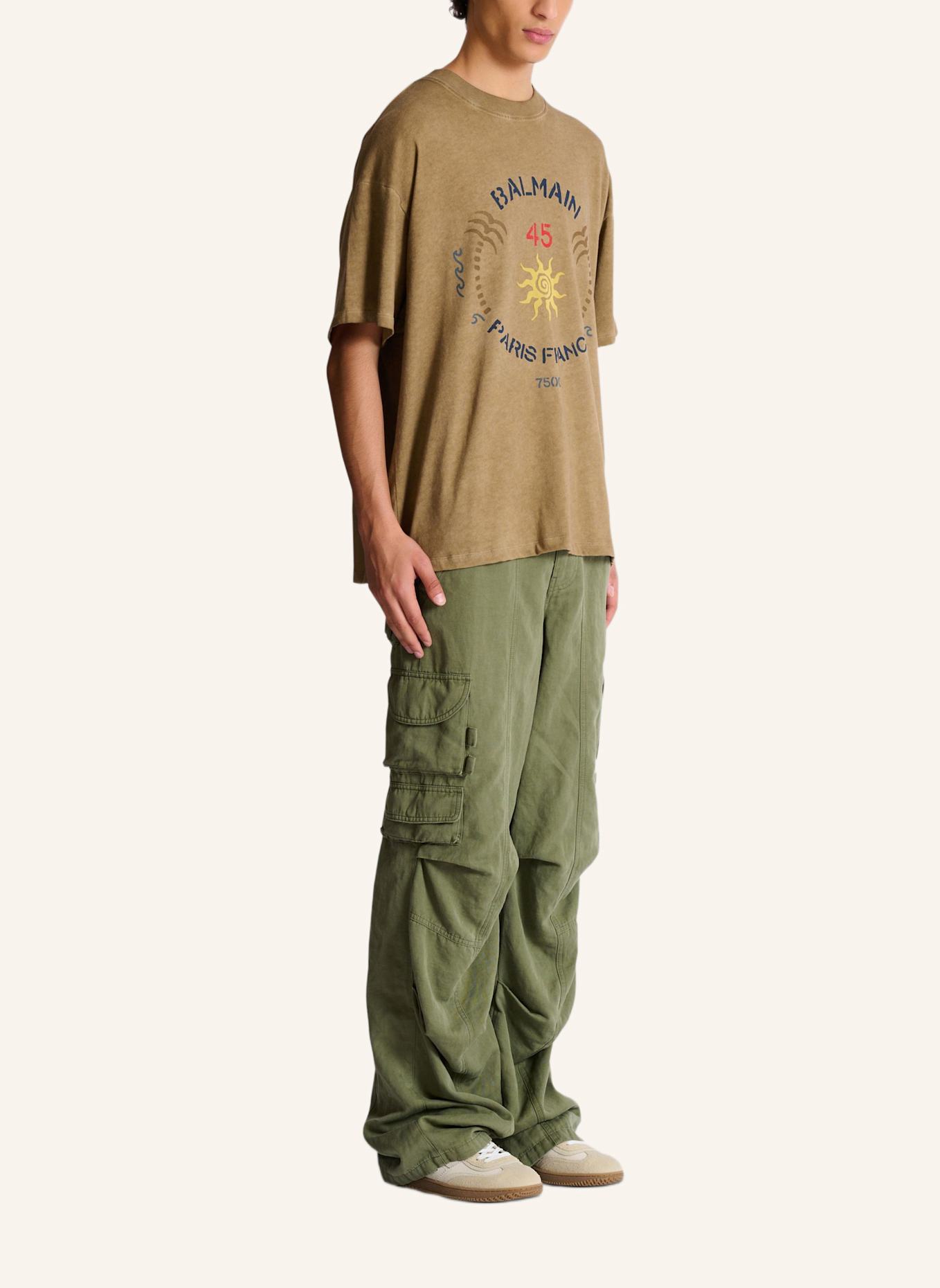 BALMAIN T-Shirt mit Balmain Club-Print: KHAKI