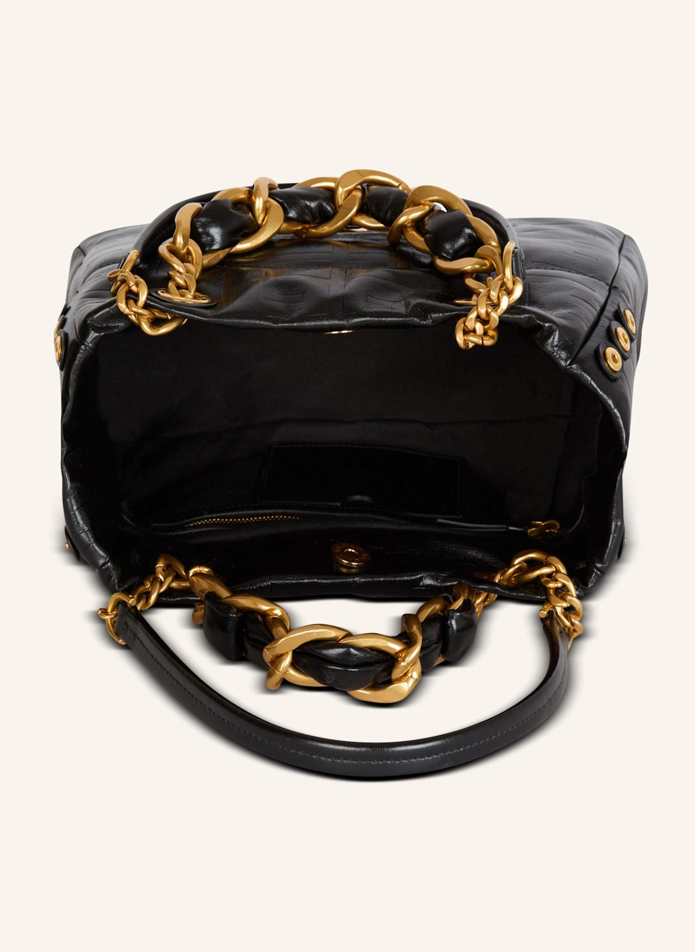 BALMAIN Kleiner Shopper 1945 Soft aus rissigem Kalbsleder mit PB Labyrinthe-Monogramm-Prägung: SCHWARZ