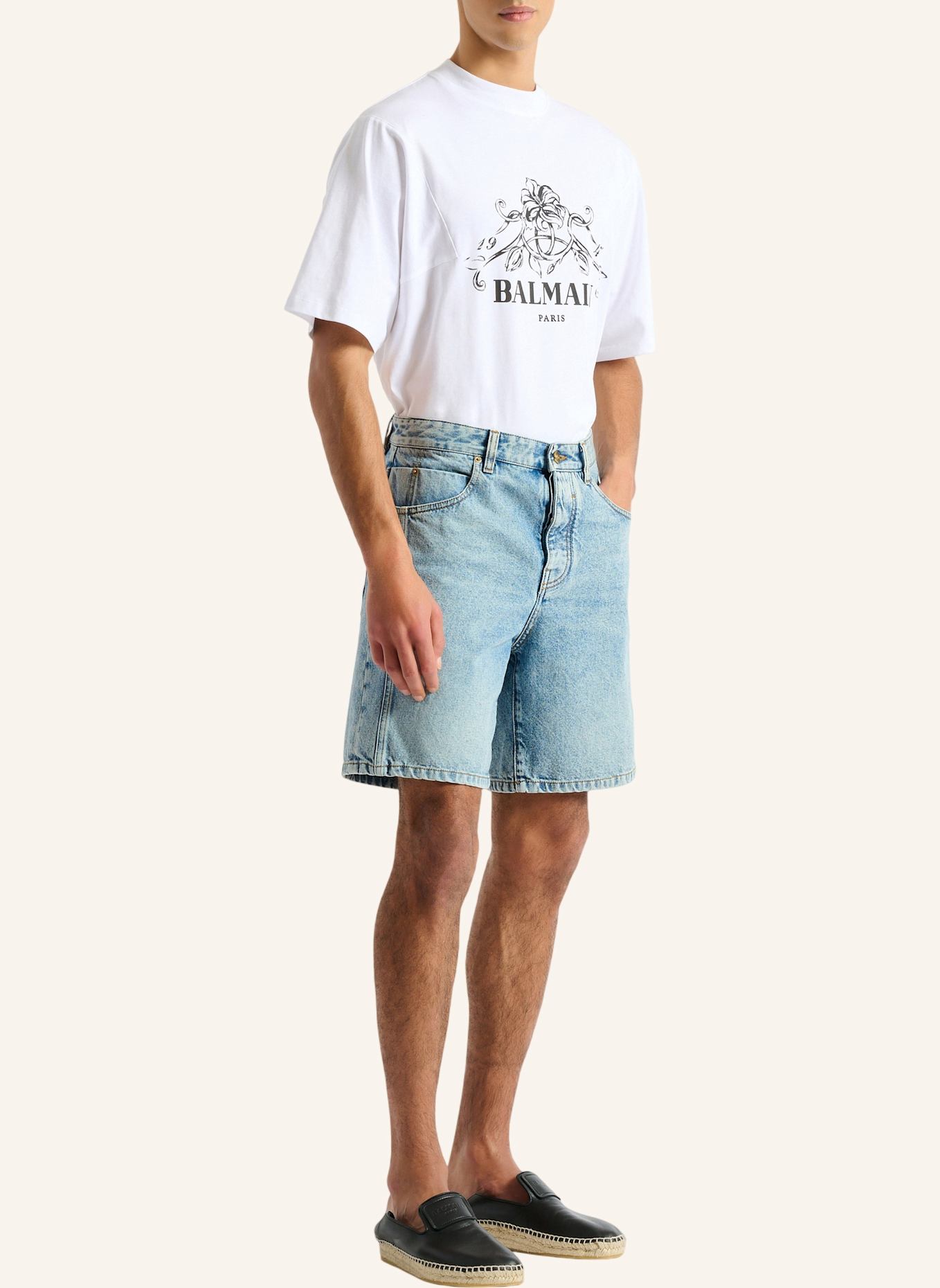 BALMAIN Bermudashorts aus verwaschenem Denim in Light Blue: BLAU