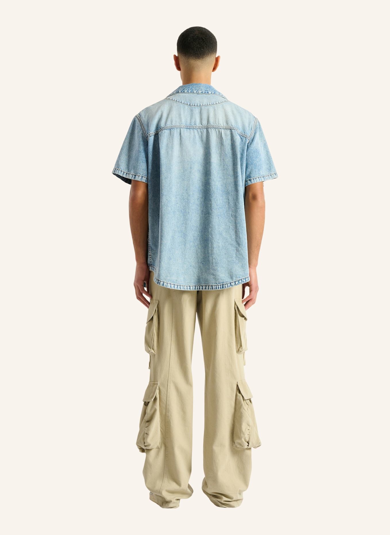 BALMAIN Hemd aus verwaschenem Denim in Light Blue: BLAU