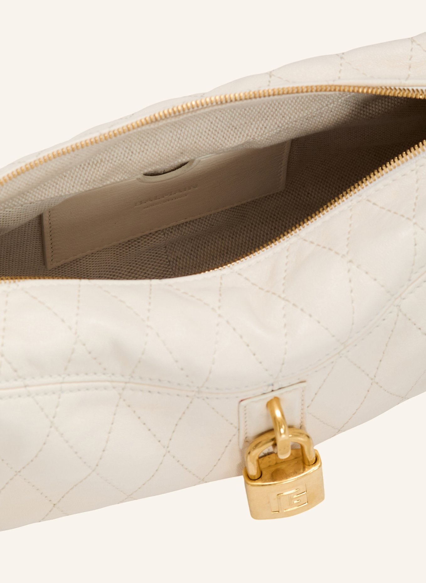 BALMAIN Kleine Pulse Tasche aus Glattleder mit Ziernähten: WEISS