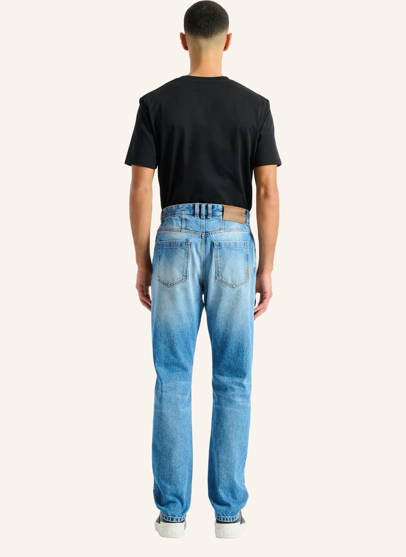 BALMAIN Gerade Jeans aus verwaschenem Denim in Blue: BLAU