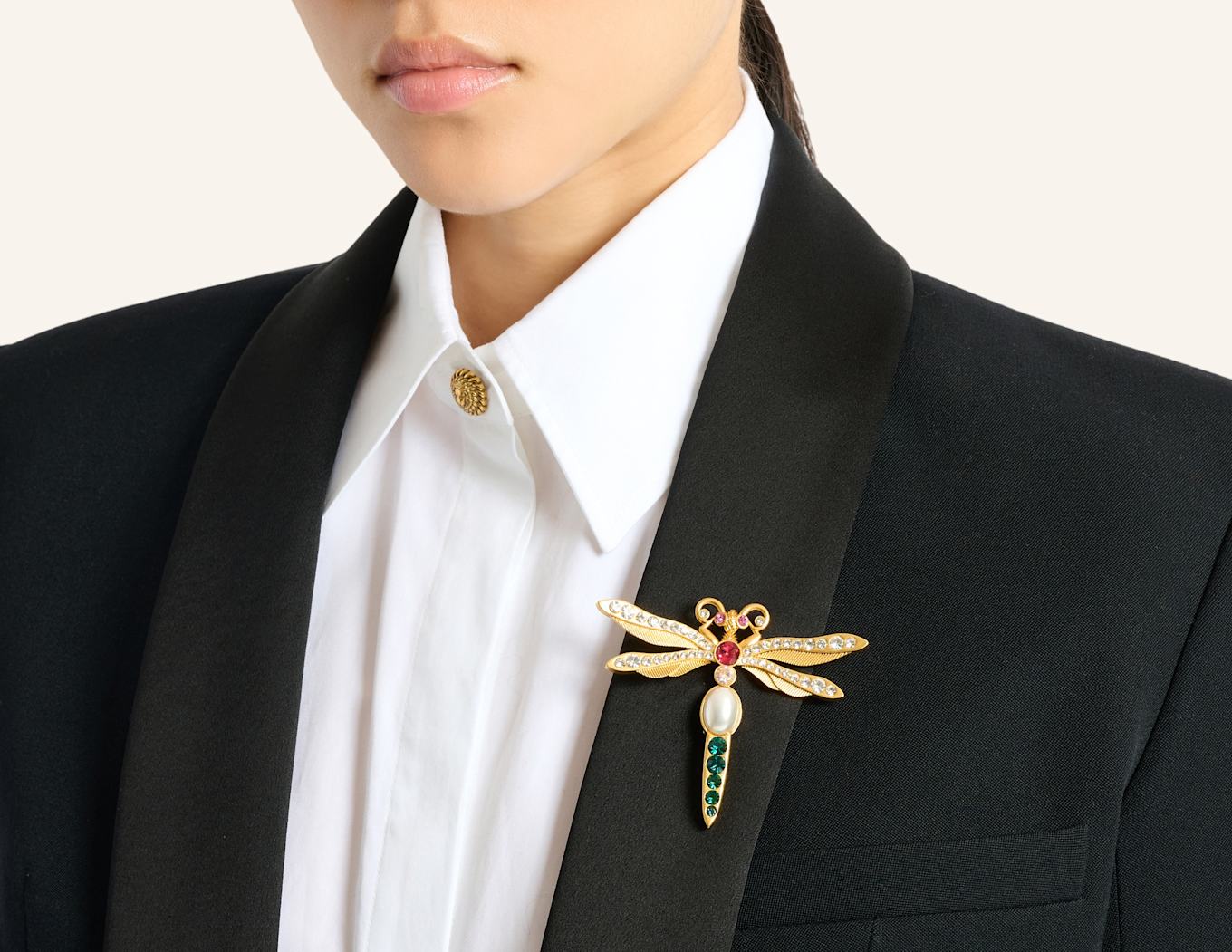BALMAIN Insect Brosche aus Messing und Kristallen: NUDE