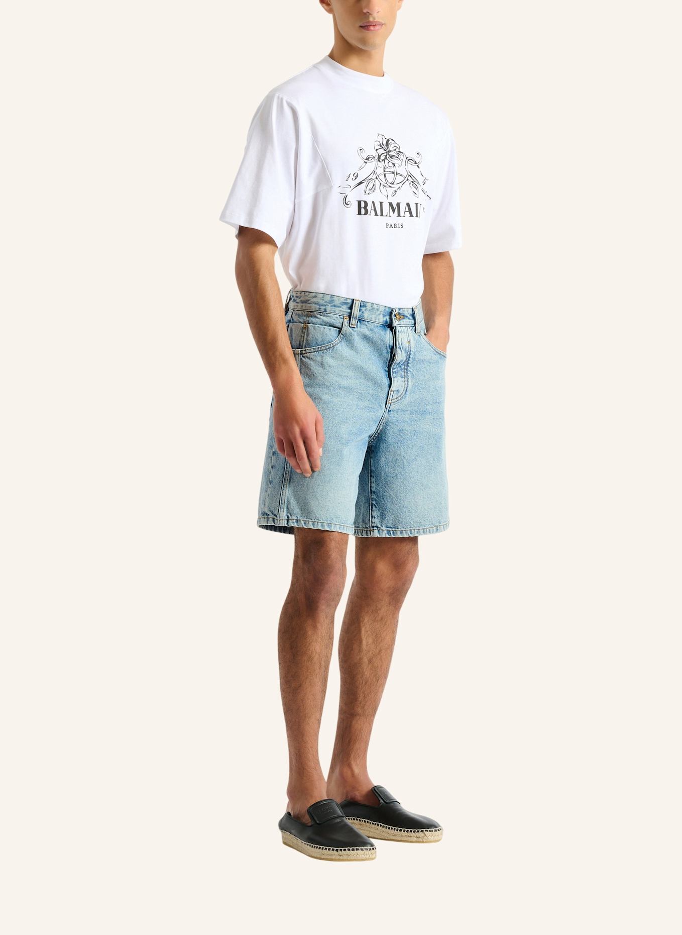 BALMAIN Bermudashorts aus verwaschenem Denim in Light Blue: BLAU