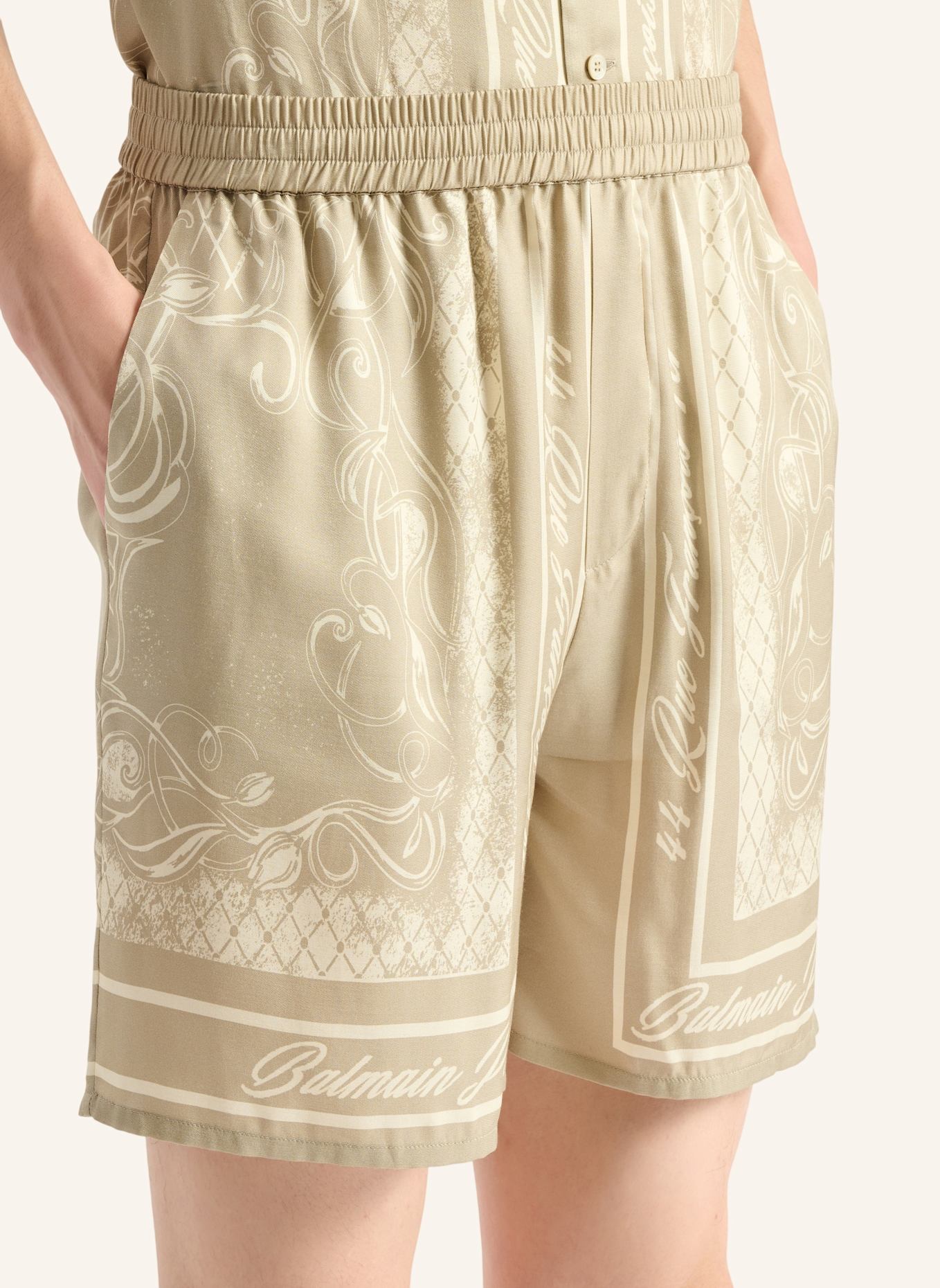 BALMAIN Bedruckte Foulard Pyjamashorts: KHAKI