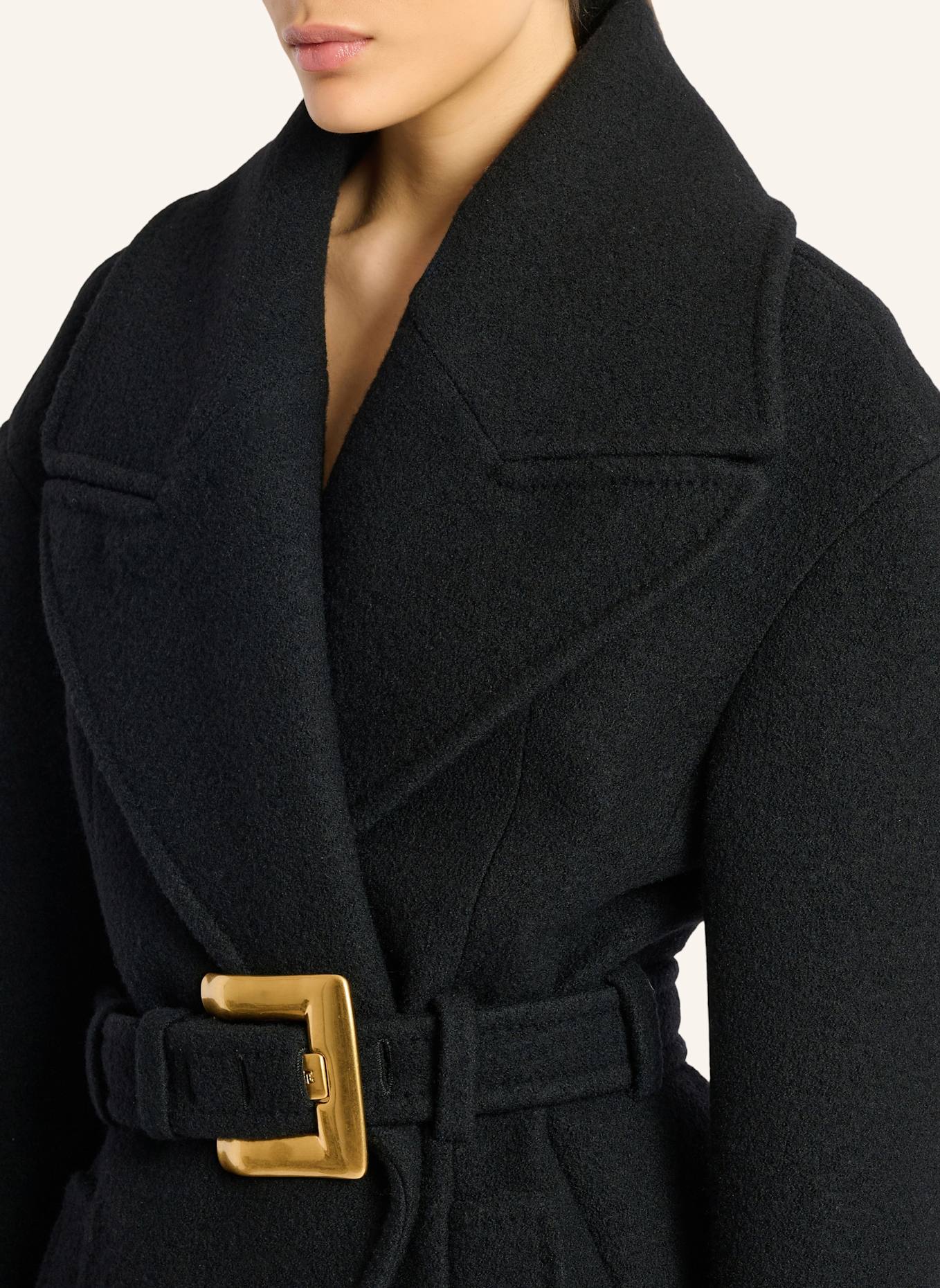 BALMAIN Caban mit Gürtel aus Wolle: SCHWARZ