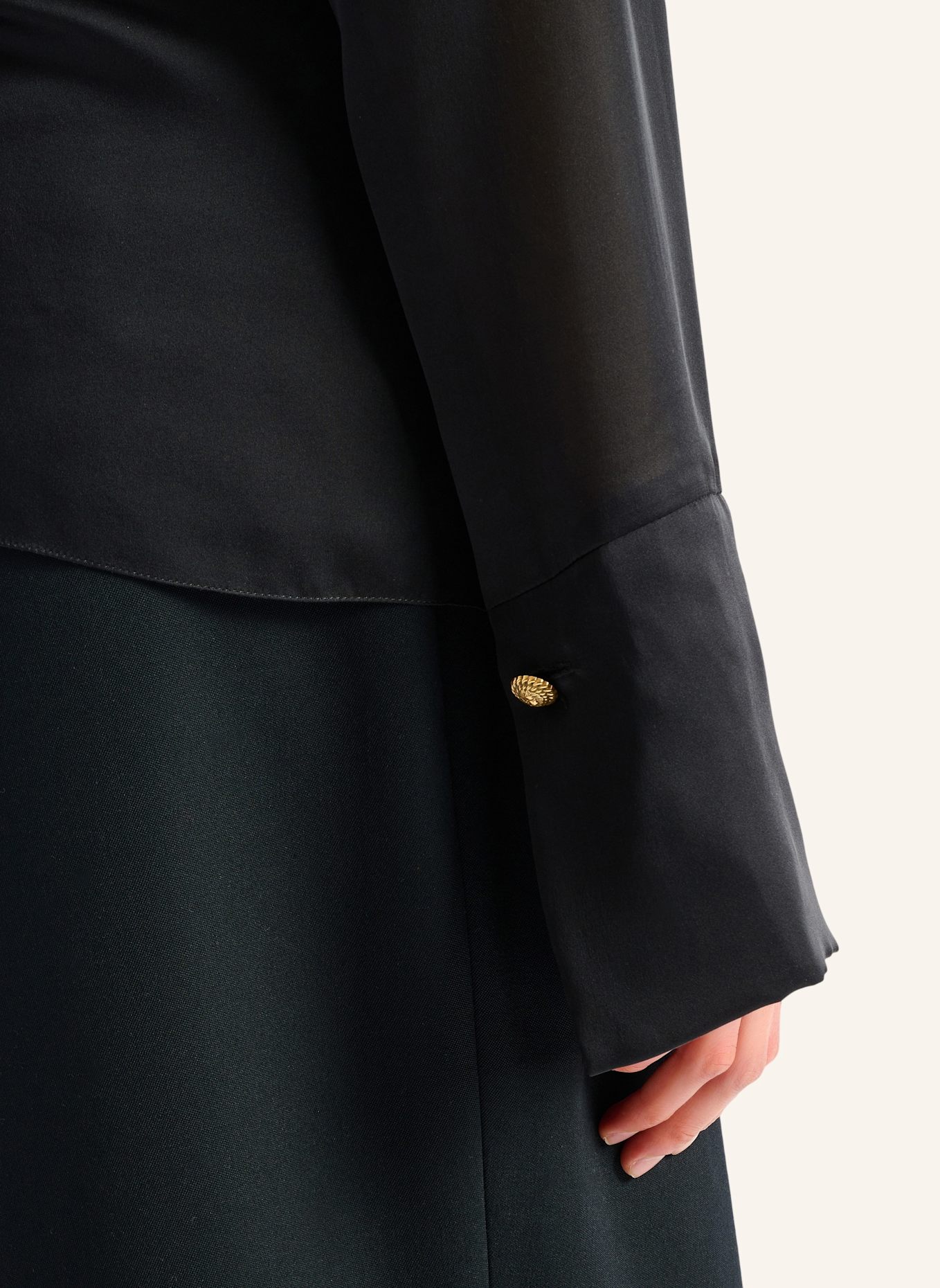 BALMAIN Seidenhemd mit geknotetem Kragen: SCHWARZ