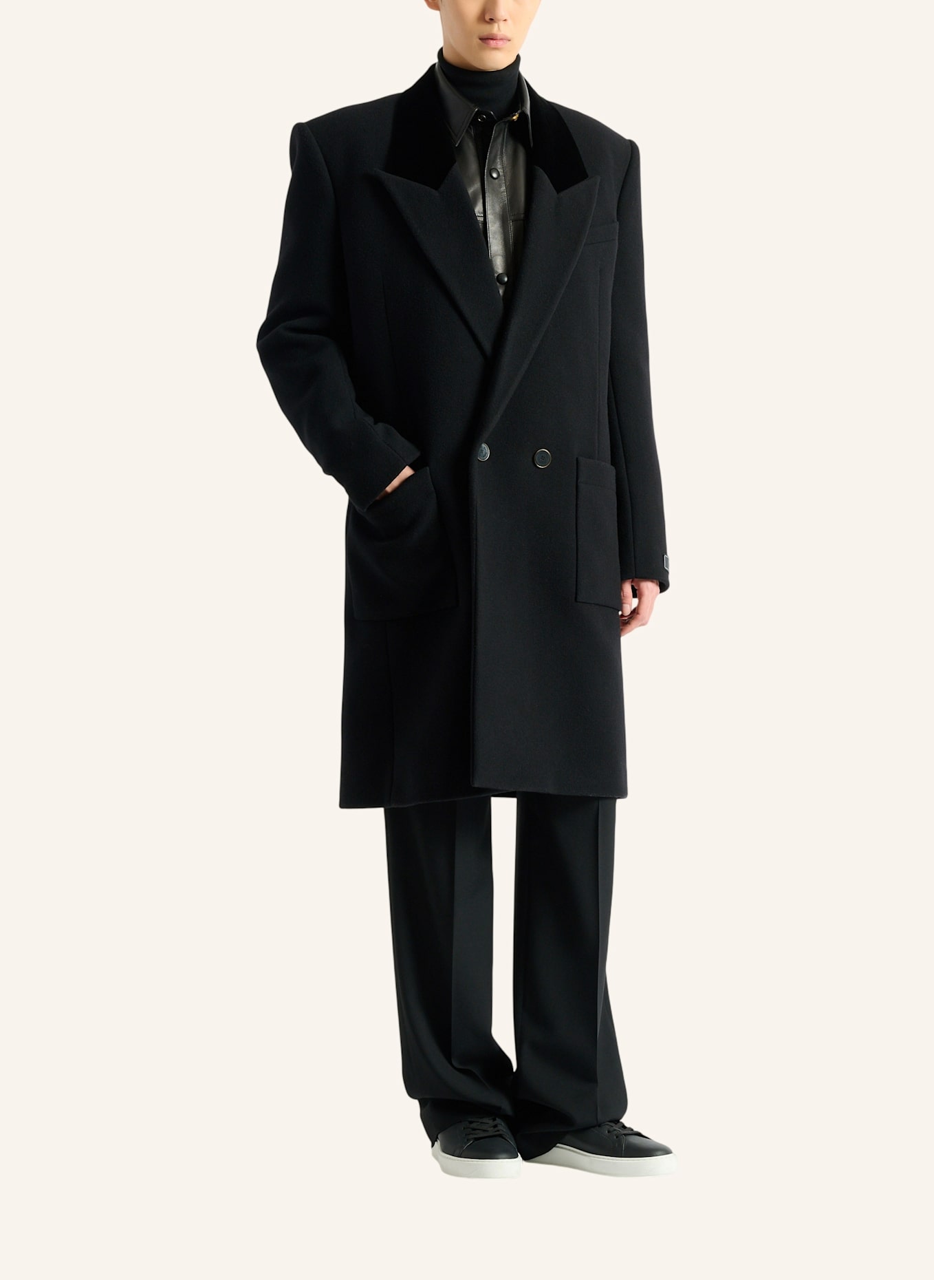BALMAIN Langer Mantel aus Wolle und Samt: SCHWARZ