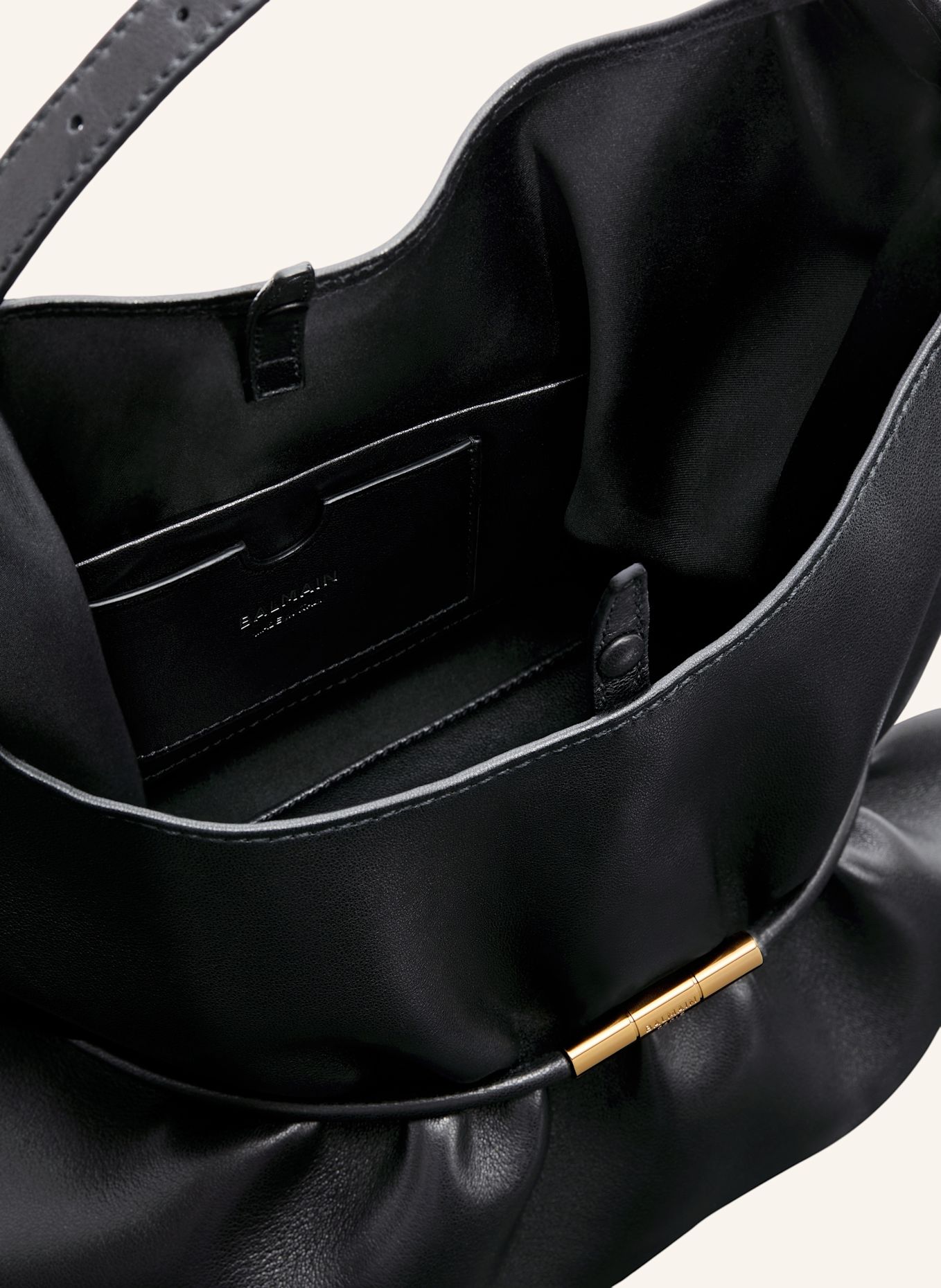 BALMAIN Mittelgroße Tasche SPHYNX aus Glattleder: SCHWARZ