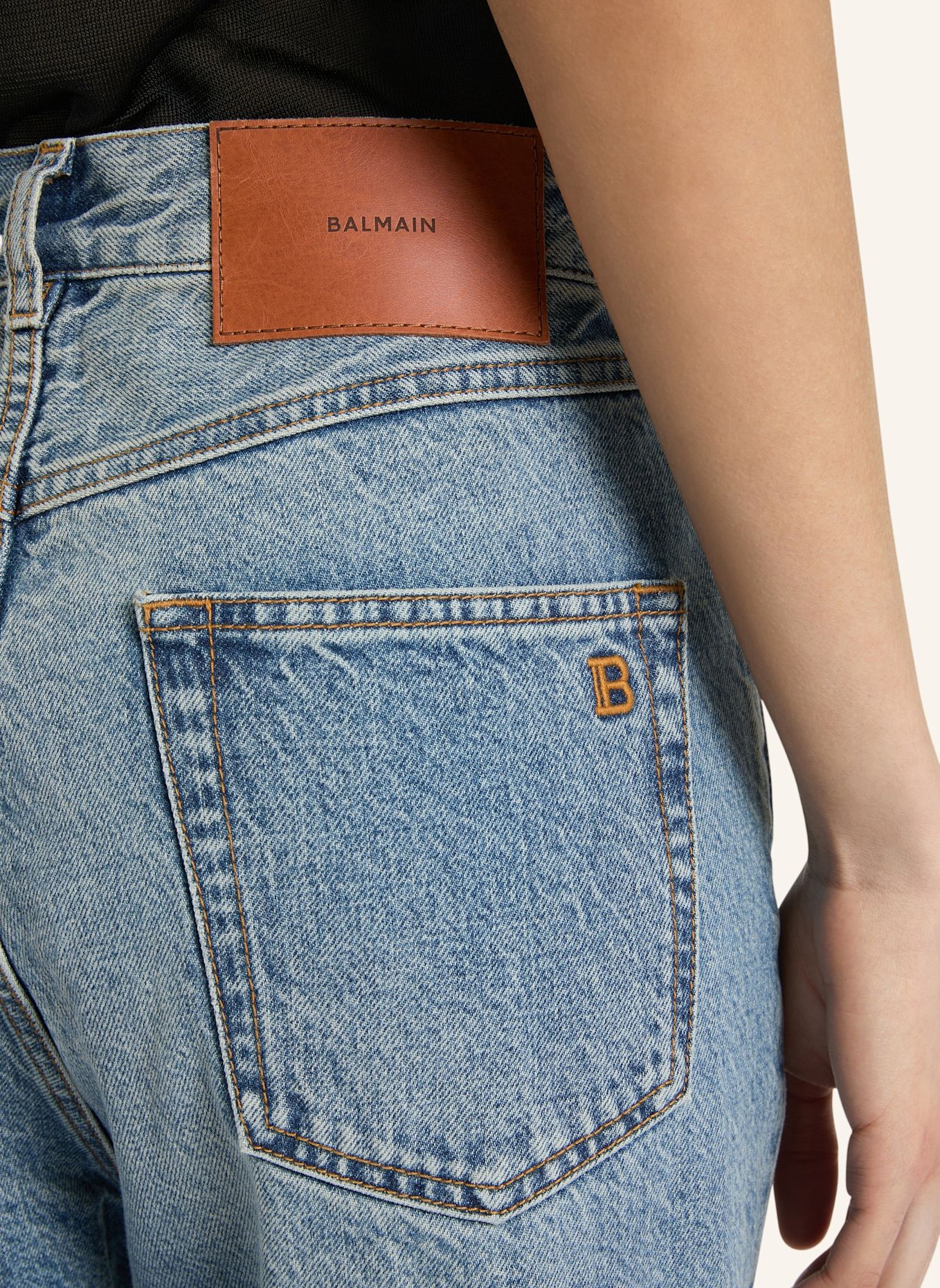 BALMAIN Gerade geschnittene Jeans aus verwaschenem Denim: BLAU