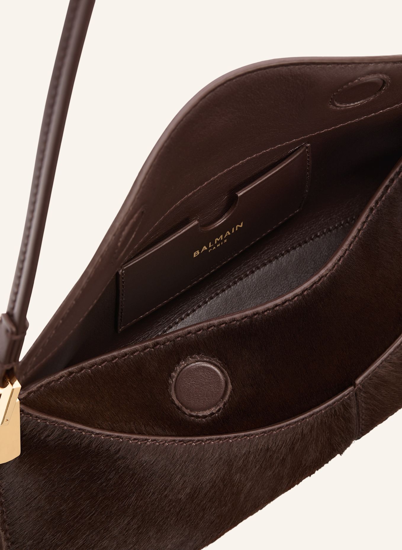BALMAIN Kleine Tasche 64-83 aus flauschigem Leder: BRAUN