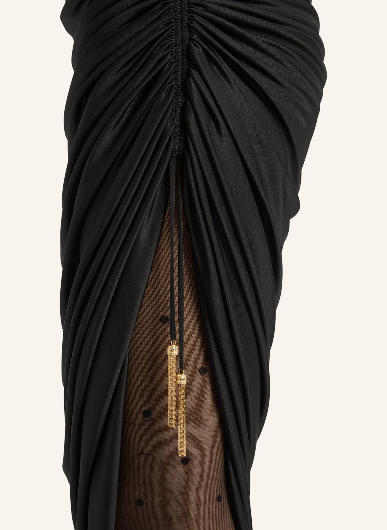 BALMAIN Halblanger Rock mit Schlitz aus fließendem Jersey: SCHWARZ