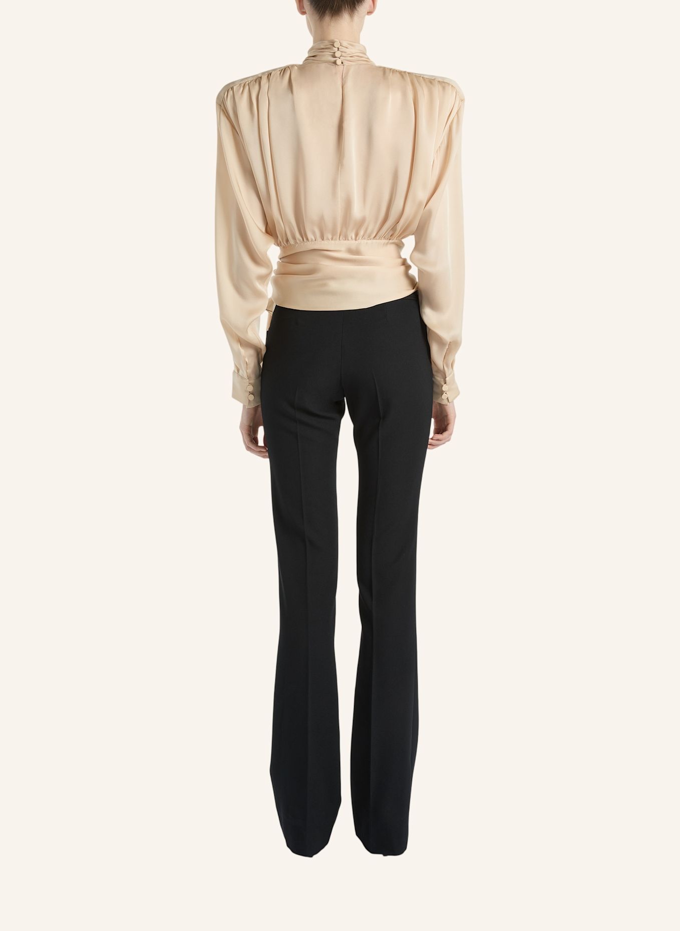 BALMAIN Gebundene Bluse mit Schulterpolstern aus Seidenmusselin: KHAKI