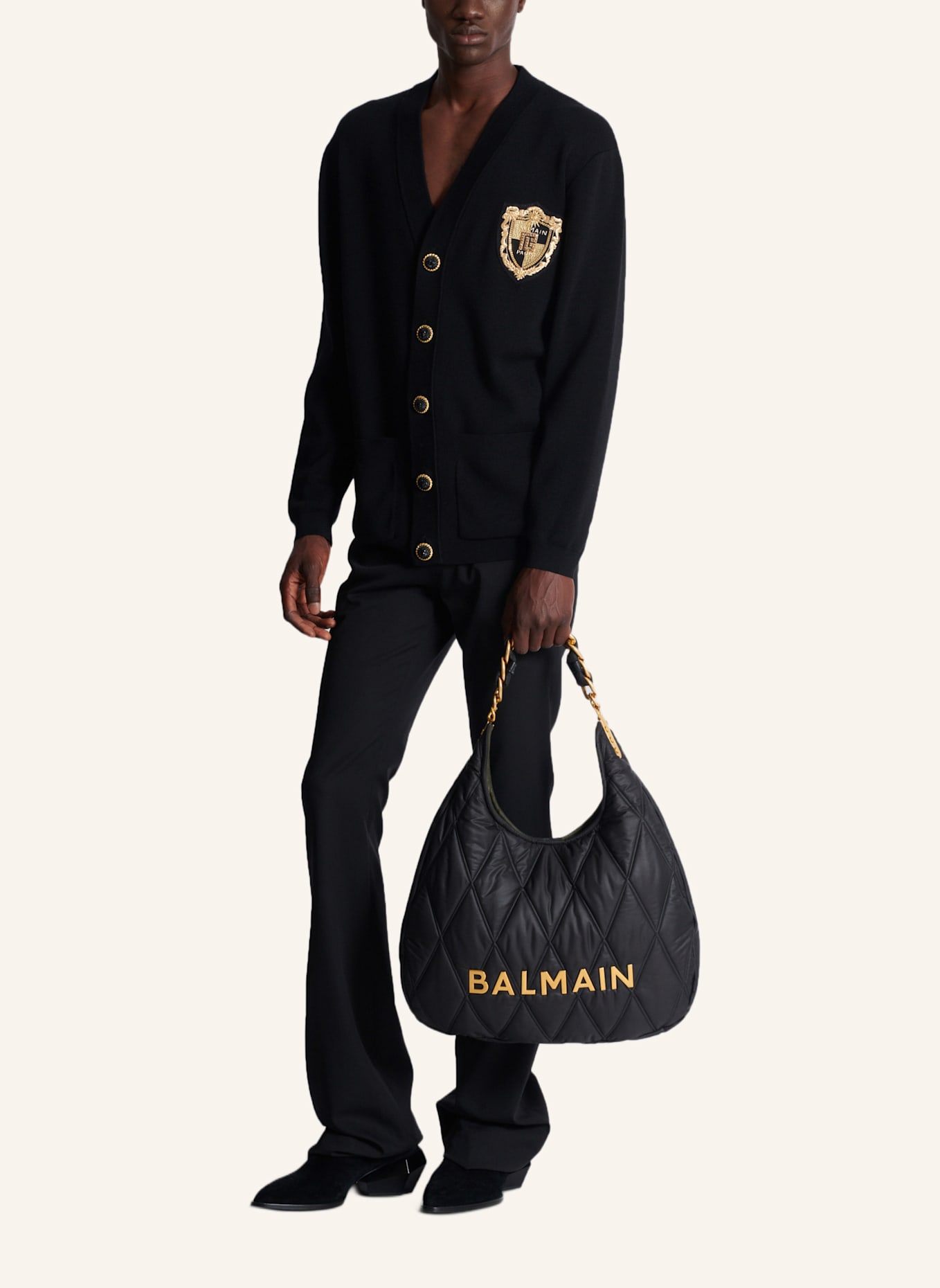 BALMAIN Große Hobo Bag 1945 aus gestepptem Nylon mit Diamond-Muster: SCHWARZ