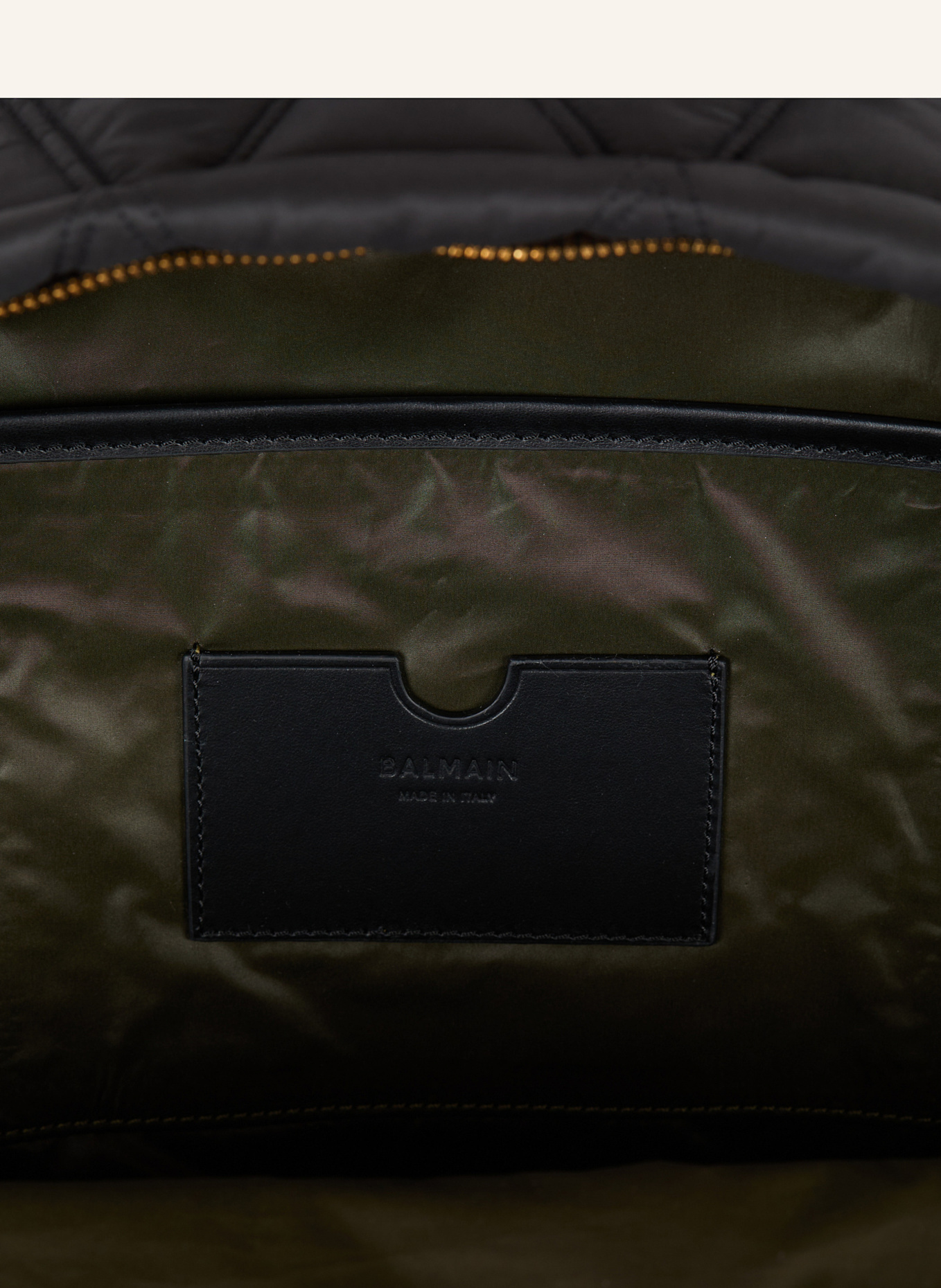 BALMAIN Rucksack aus gestepptem Nylon mit Diamond-Muster: SCHWARZ