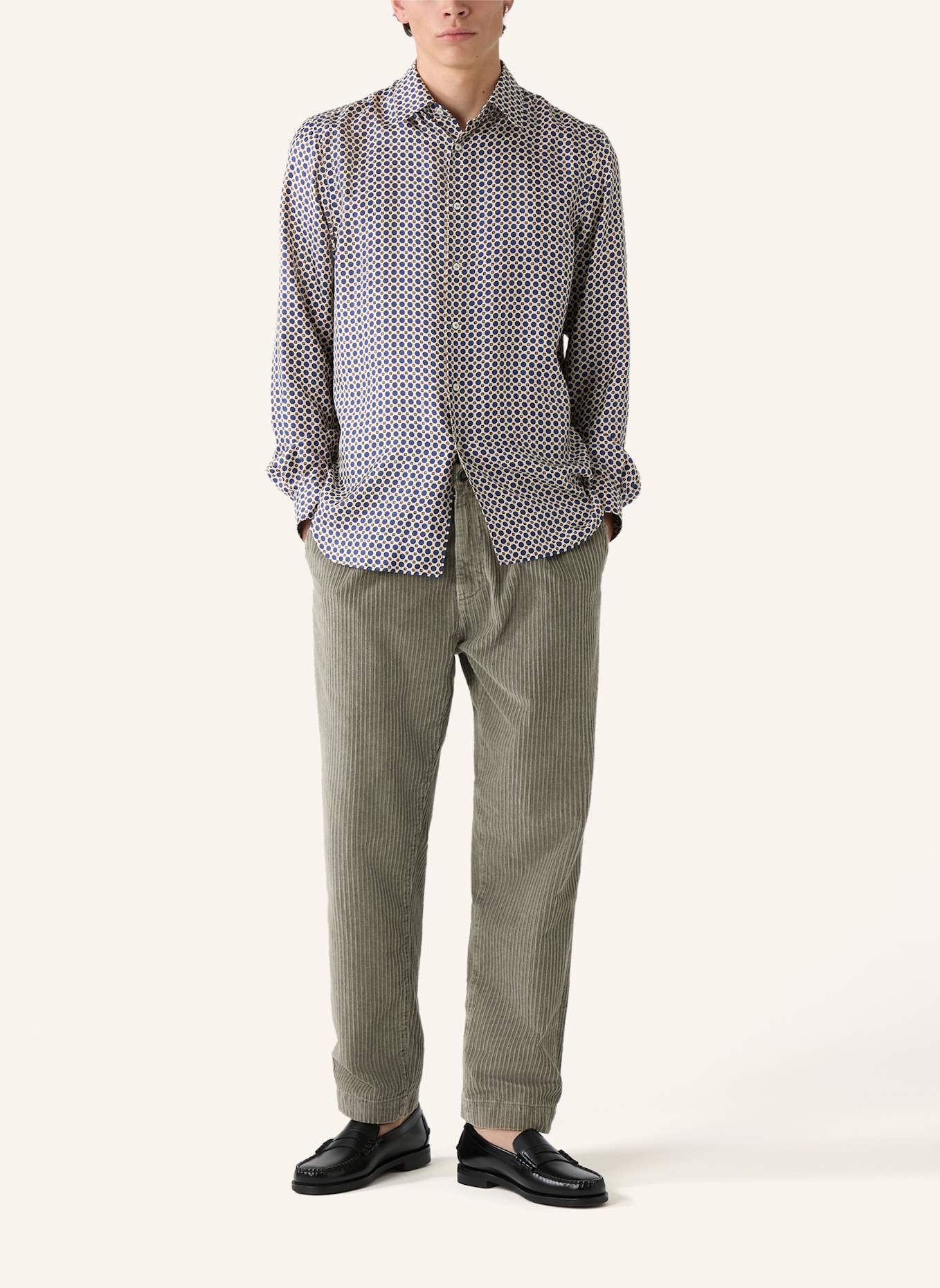 THE.NIM STANDARD Hose CORD CHINO LOOSE: GRÜN