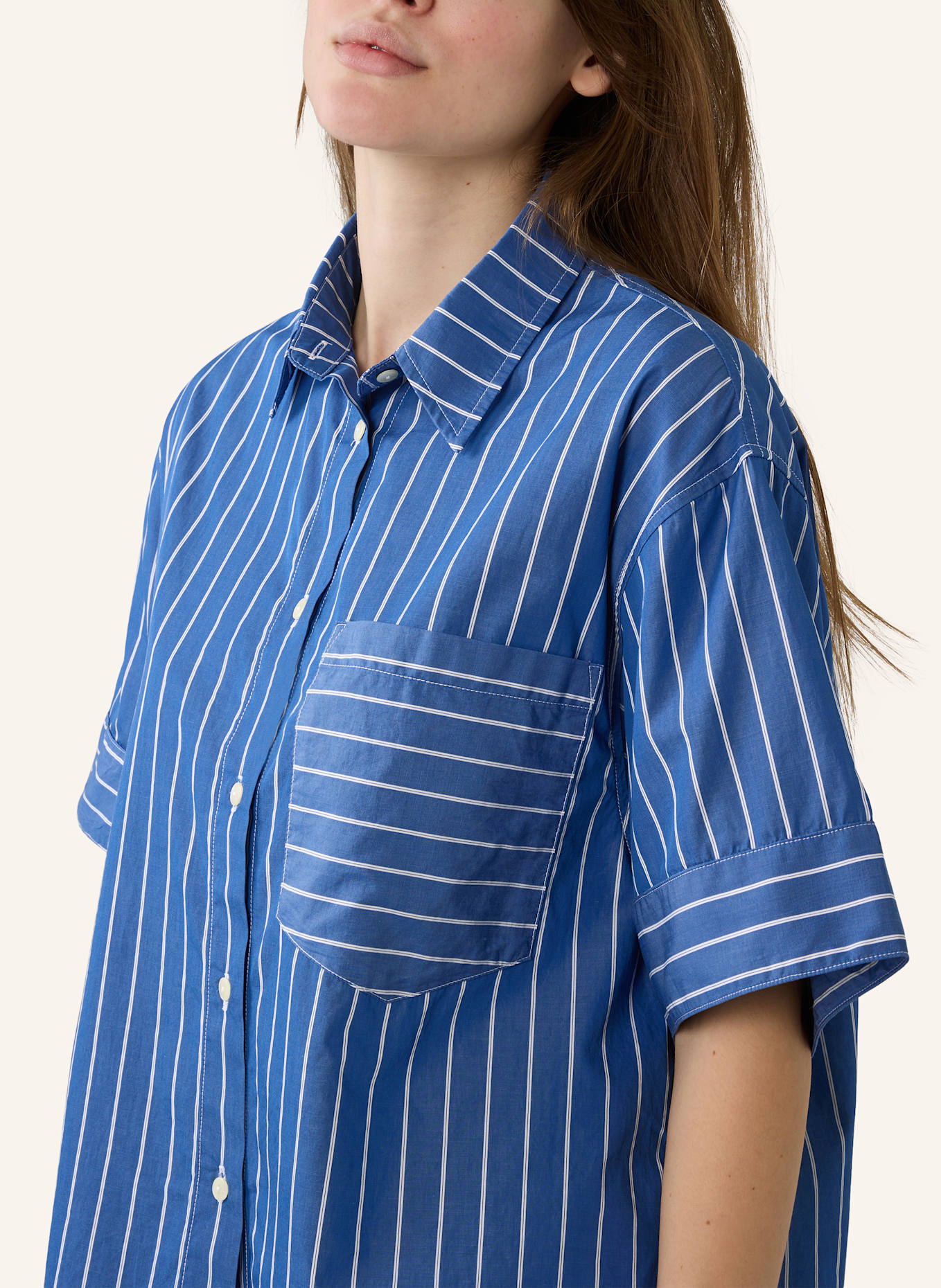 THE.NIM STANDARD Hemd WOMAN SHORT SLEEVES COTTON SHIRT: HELLBLAU