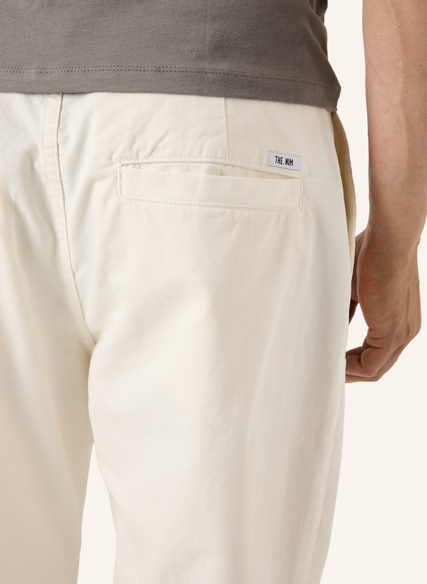 THE.NIM STANDARD Hose CARROT FLAT FRONT PANT: WEISS