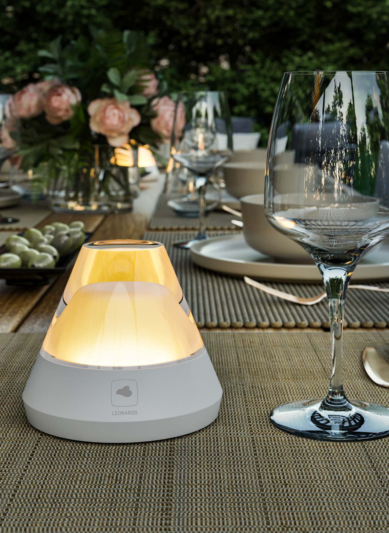 LEONARDO Leuchte SALERNO: WEISS