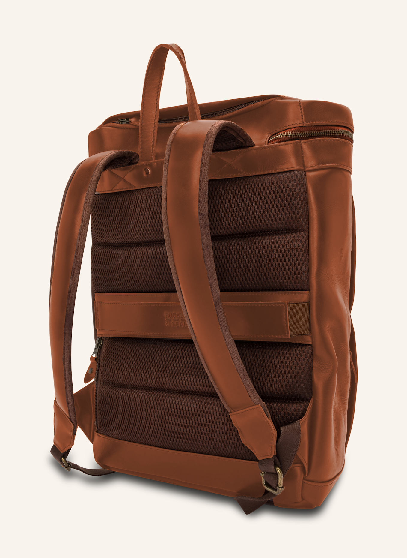 BUCKLE & SEAM Rucksack SIWA mit Laptop-Fach: COGNAC