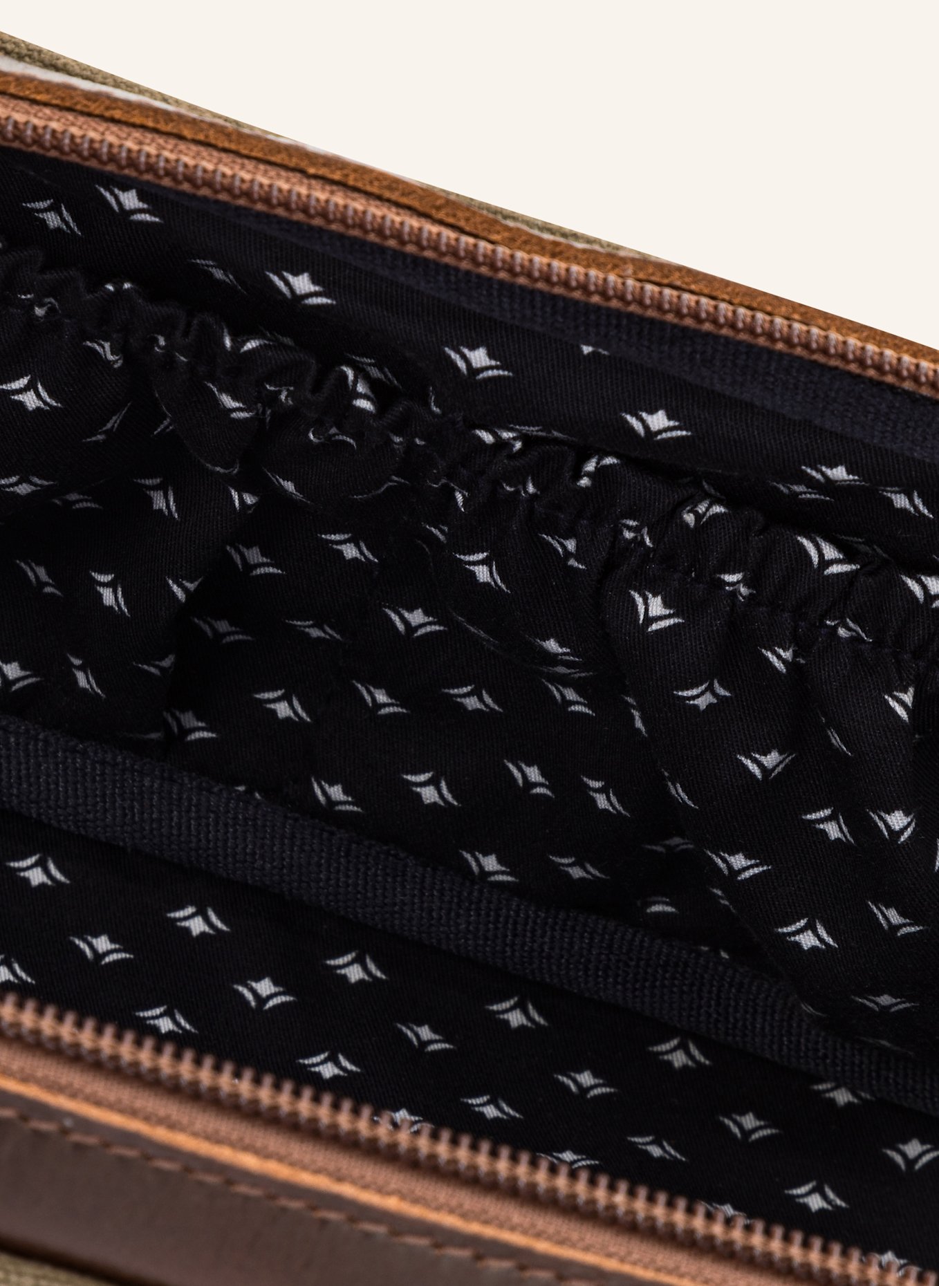 BUCKLE & SEAM Kulturbeutel BRUNO: GRÜN