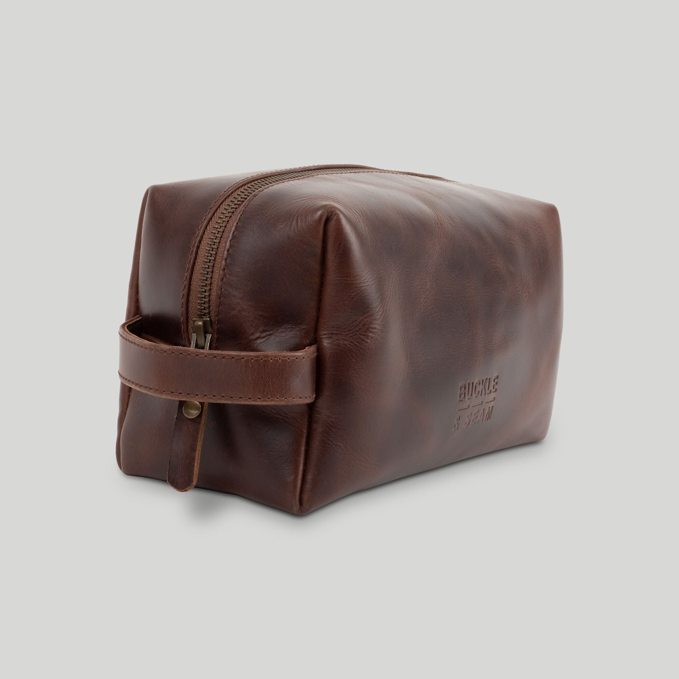 BUCKLE & SEAM Kulturtasche EVEREST: COGNAC