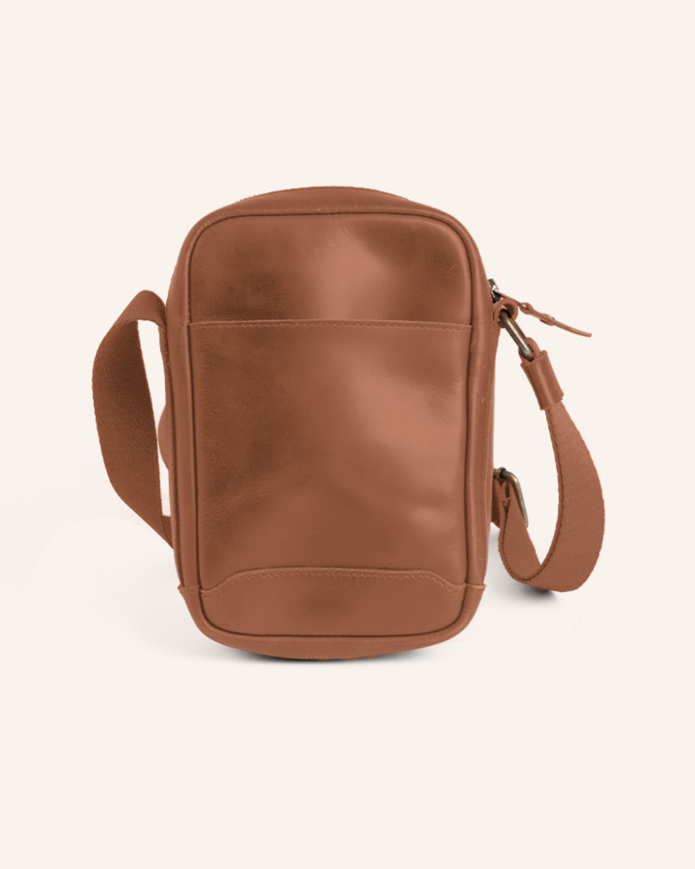 BUCKLE & SEAM Umhängetasche RUNNER: COGNAC