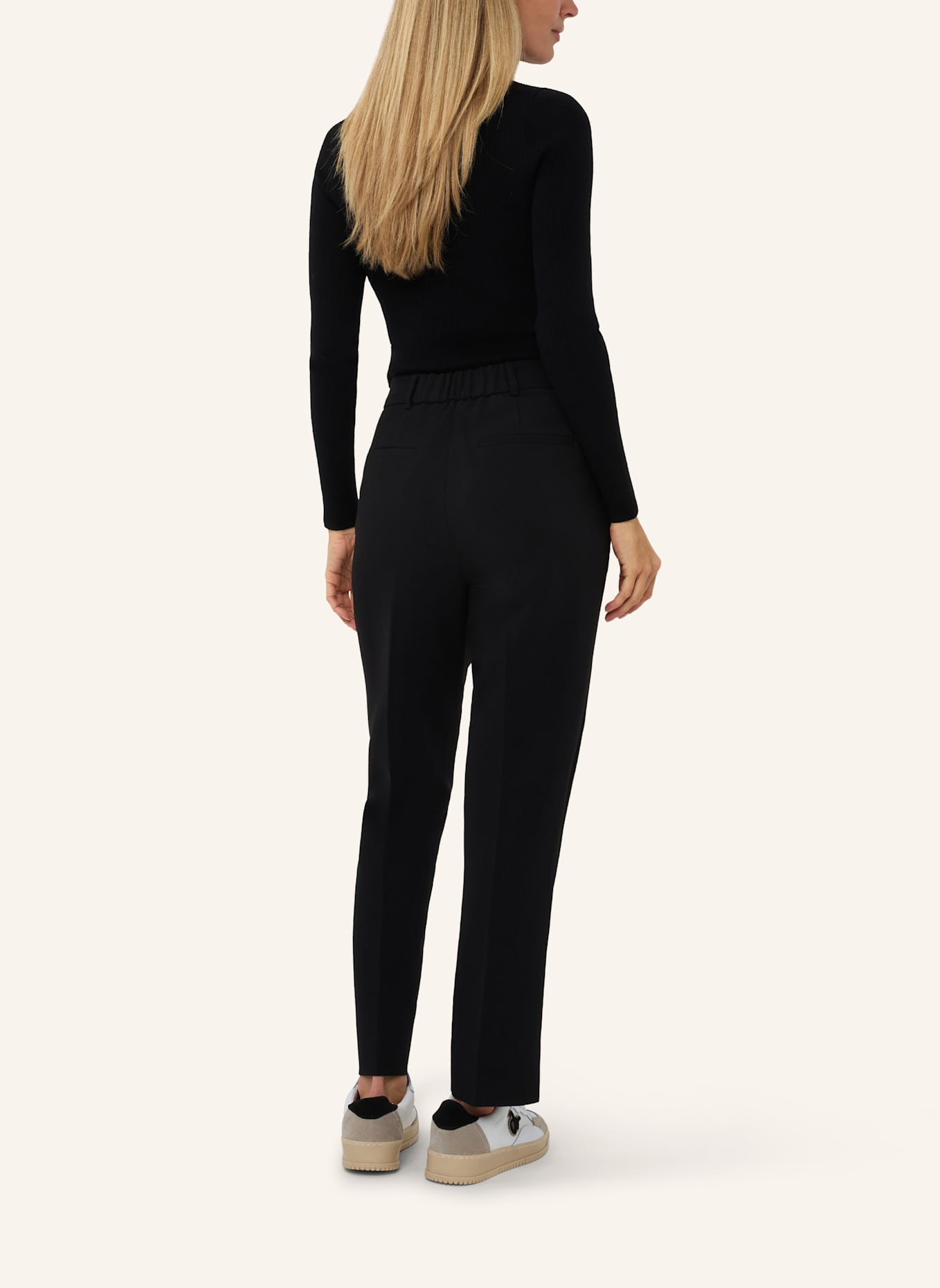 JOSH V Top LOUA: SCHWARZ