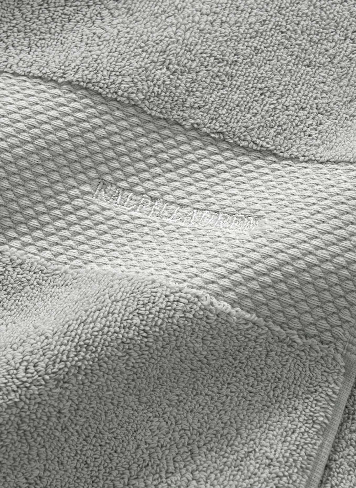 RALPH LAUREN HOME Badetuch AVENUE: HELLGRAU