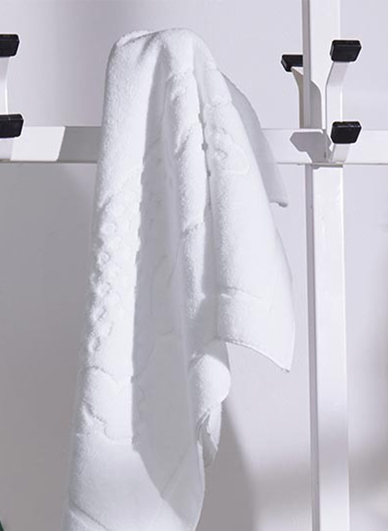 LACOSTE Badematte LLACOSTE: WEISS