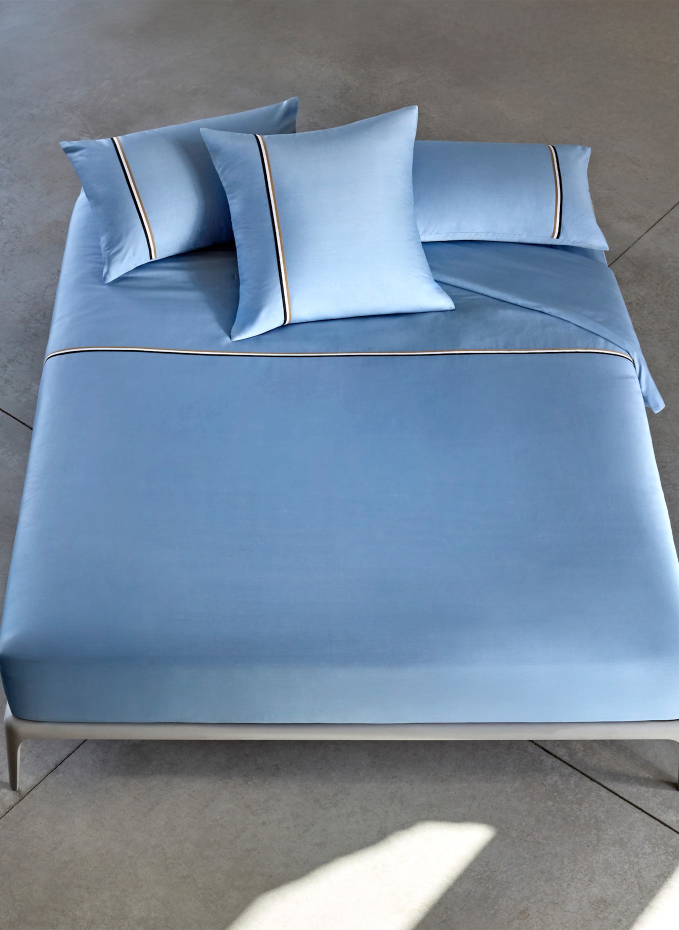 BOSS Bettwäsche Set BLINEA: HELLBLAU