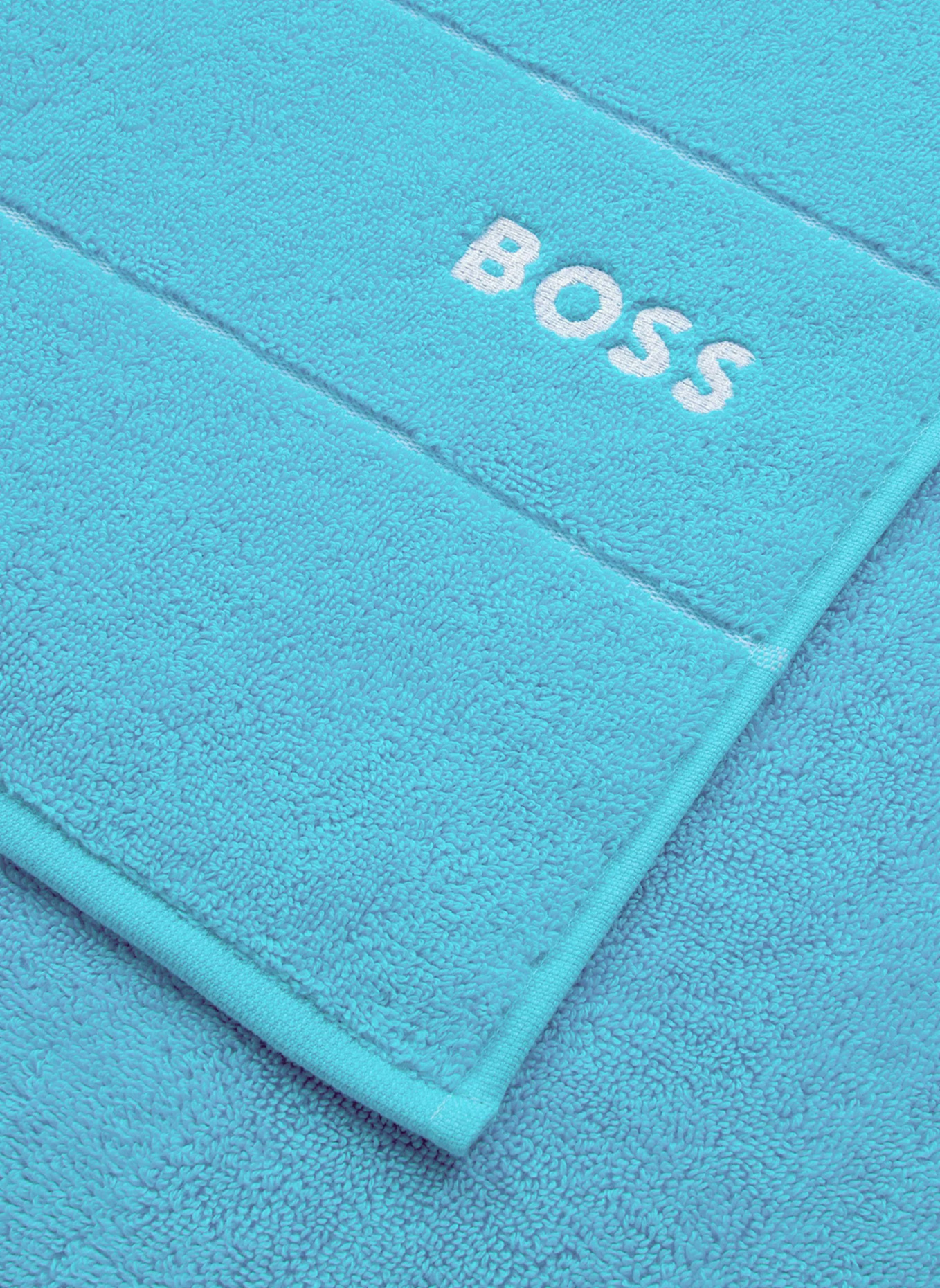 BOSS Badematte PLAIN: HELLBLAU