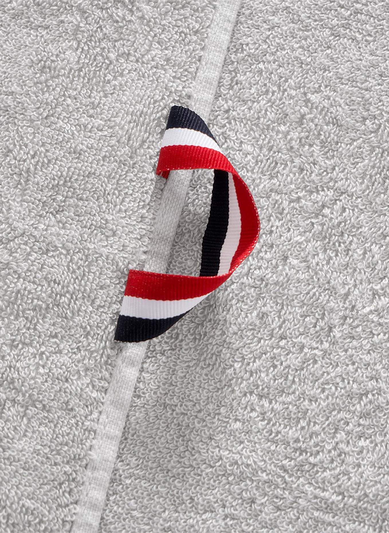 LACOSTE Handtuch LCASUAL: HELLGRAU