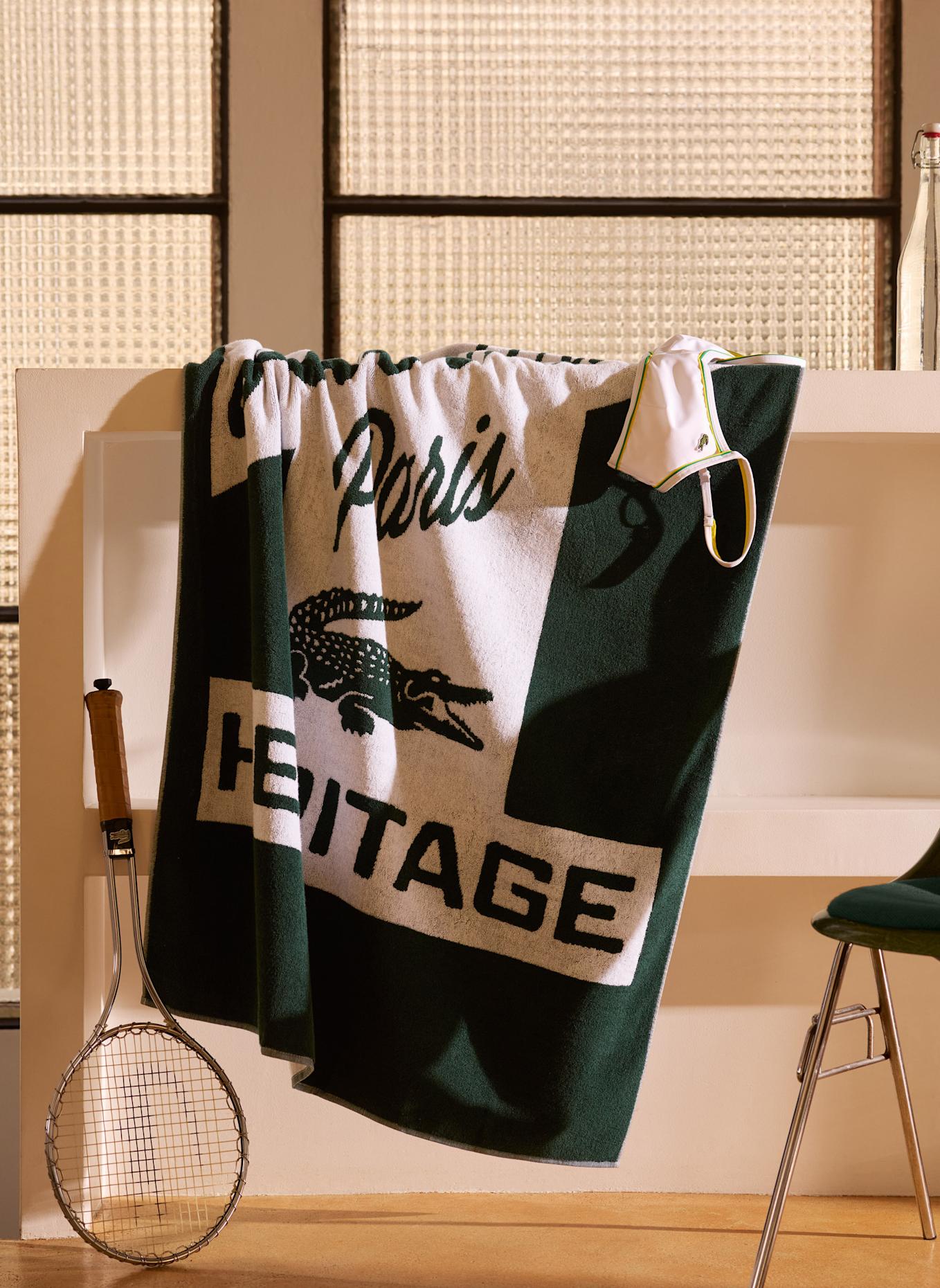 LACOSTE Strandtuch LRETRO: GRÜN