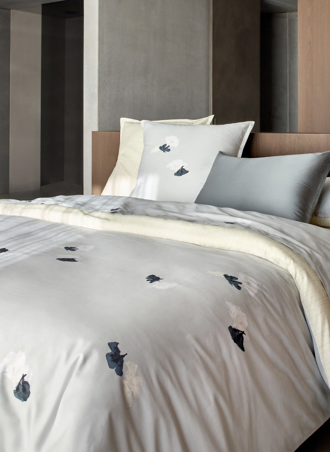 BOSS Bettwäsche Set MOONFLOWERS: BLAU