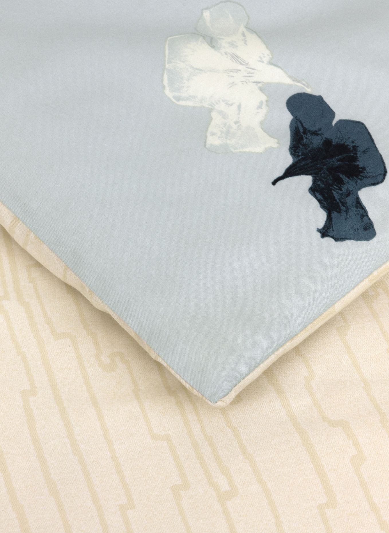 BOSS Dekbedovertrekken & hoeslakens MOONFLOWERS: BLAUW