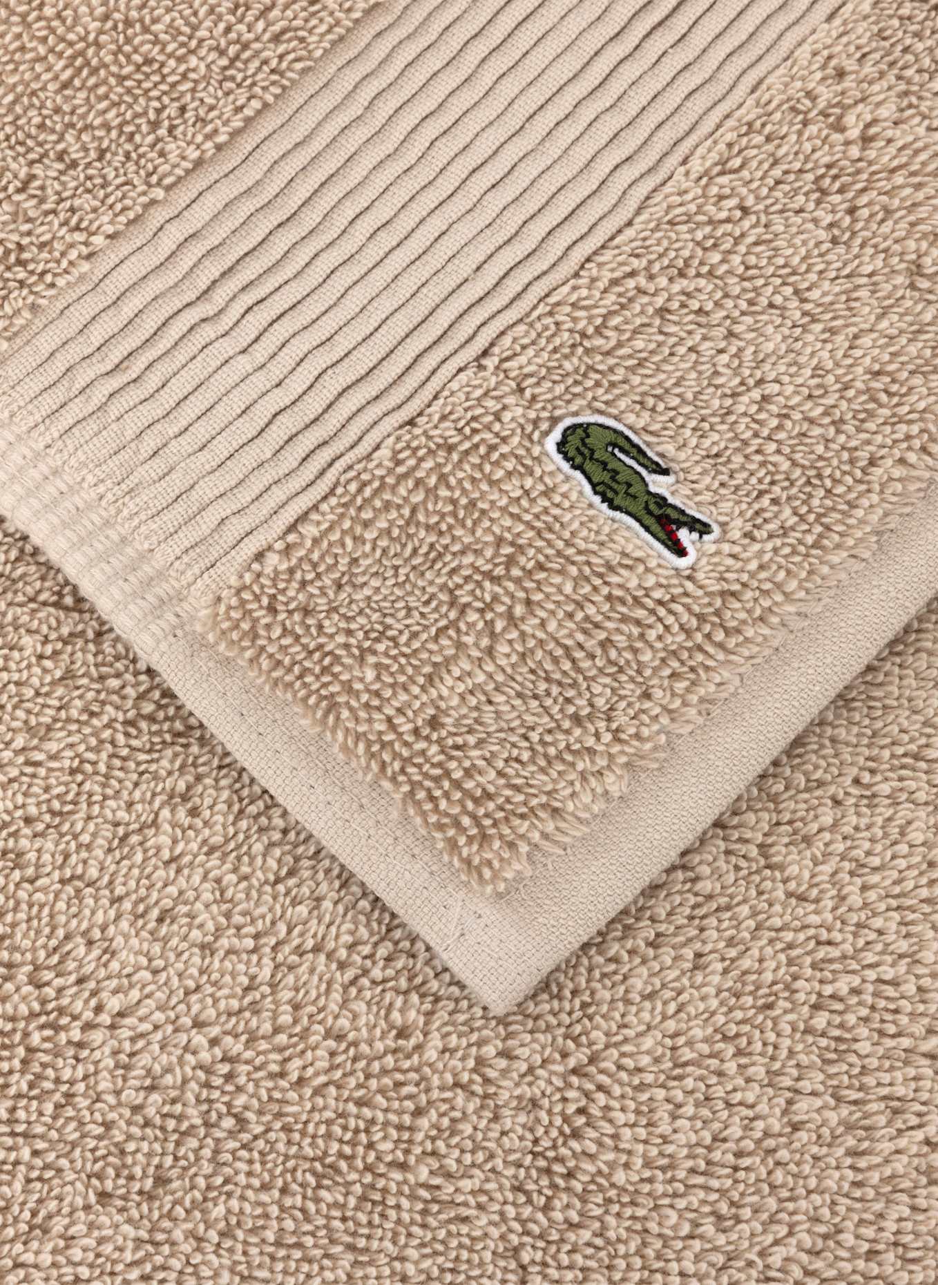 LACOSTE Badematte LLECROCO: BRAUN