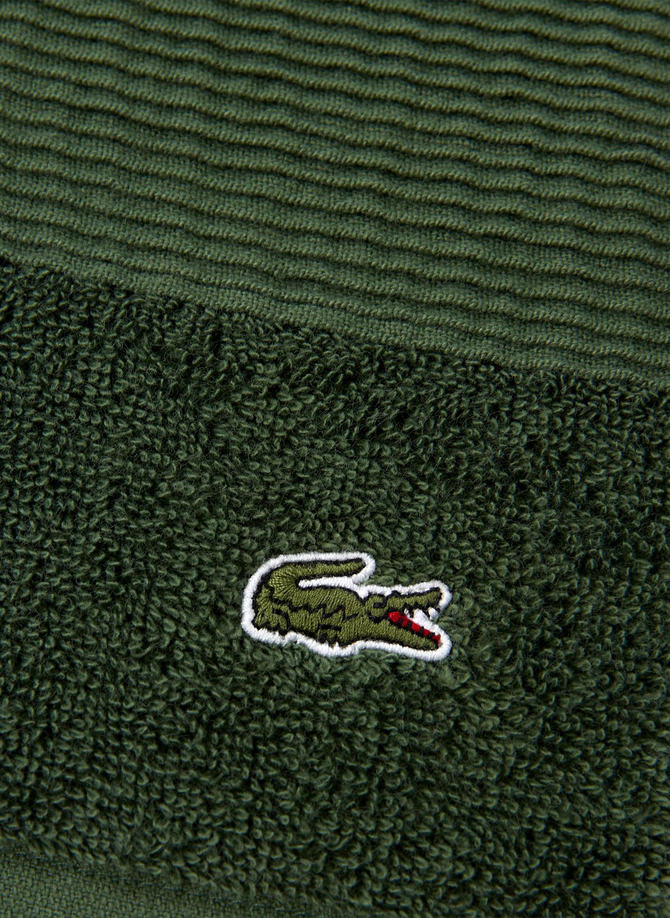 LACOSTE Handtuch LLECROCO: DUNKELGRÜN