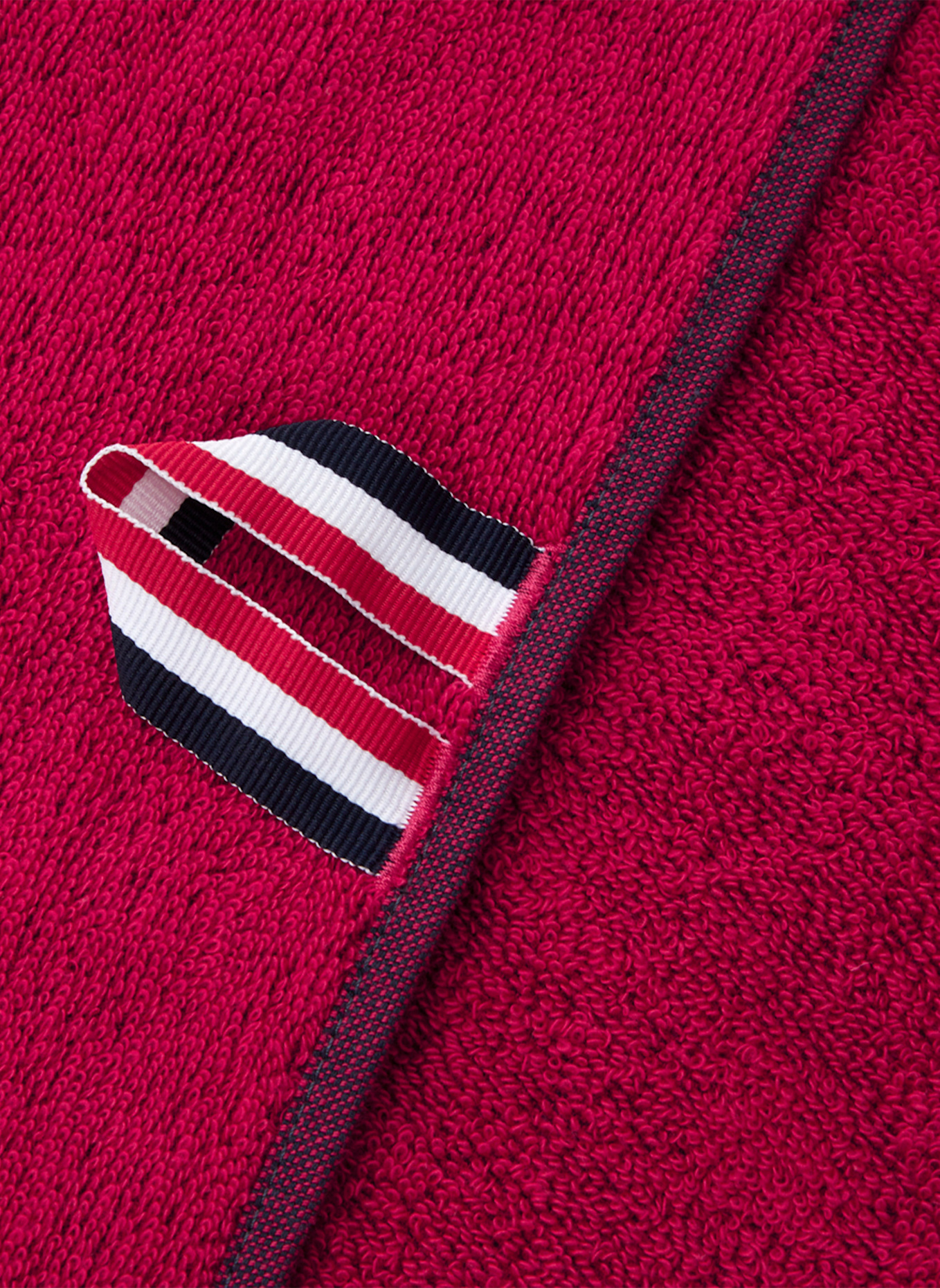 LACOSTE Handtuch LCASUAL: FUCHSIA