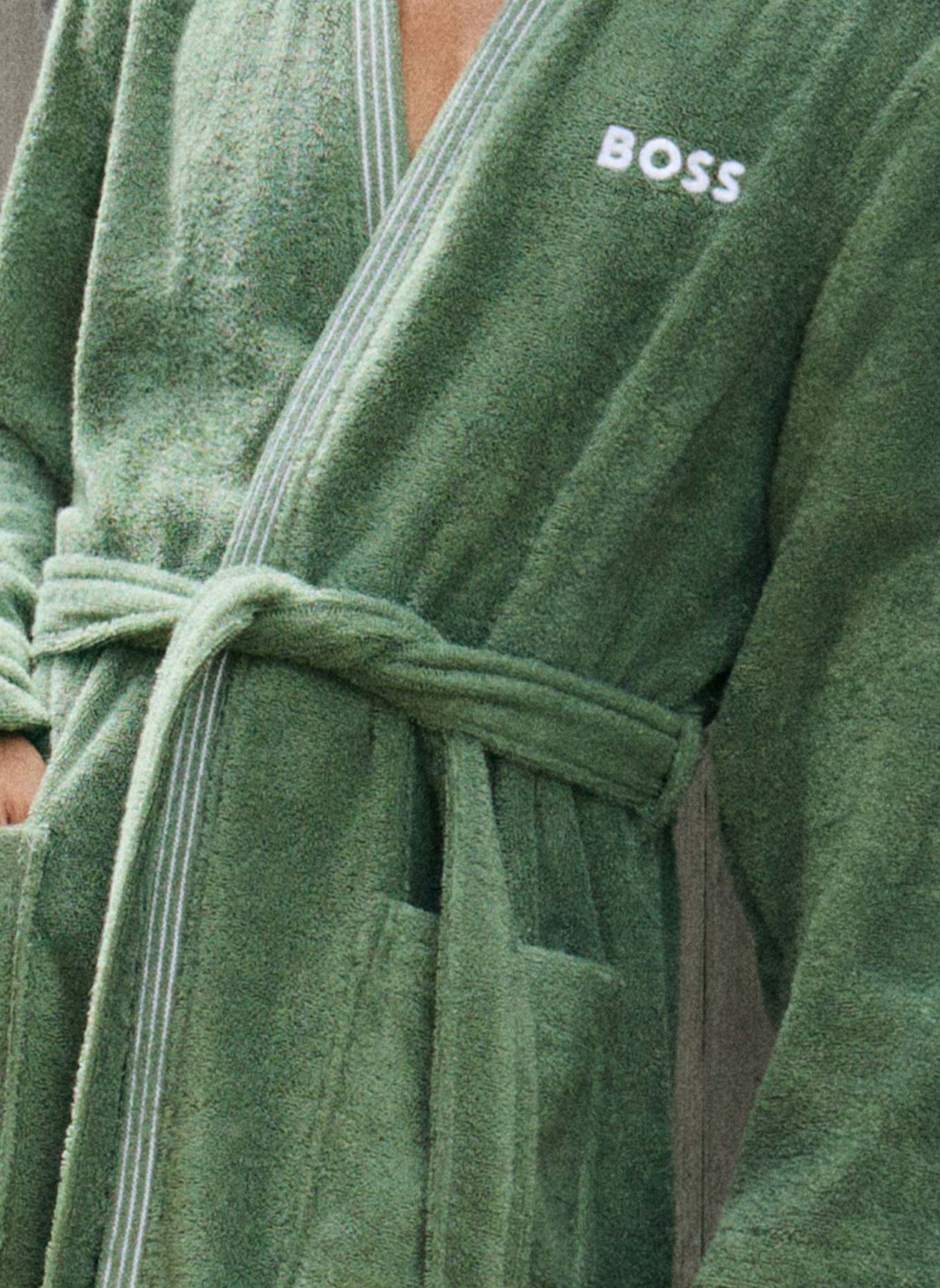 BOSS Bademantel EDGE: GRÜN