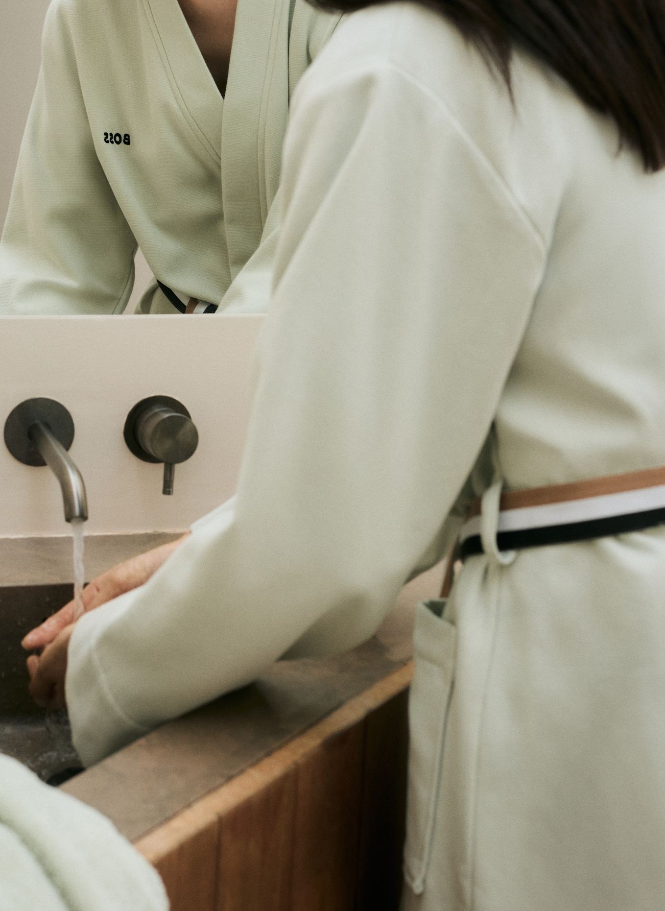 BOSS Bademantel BLINEA: GRÜN