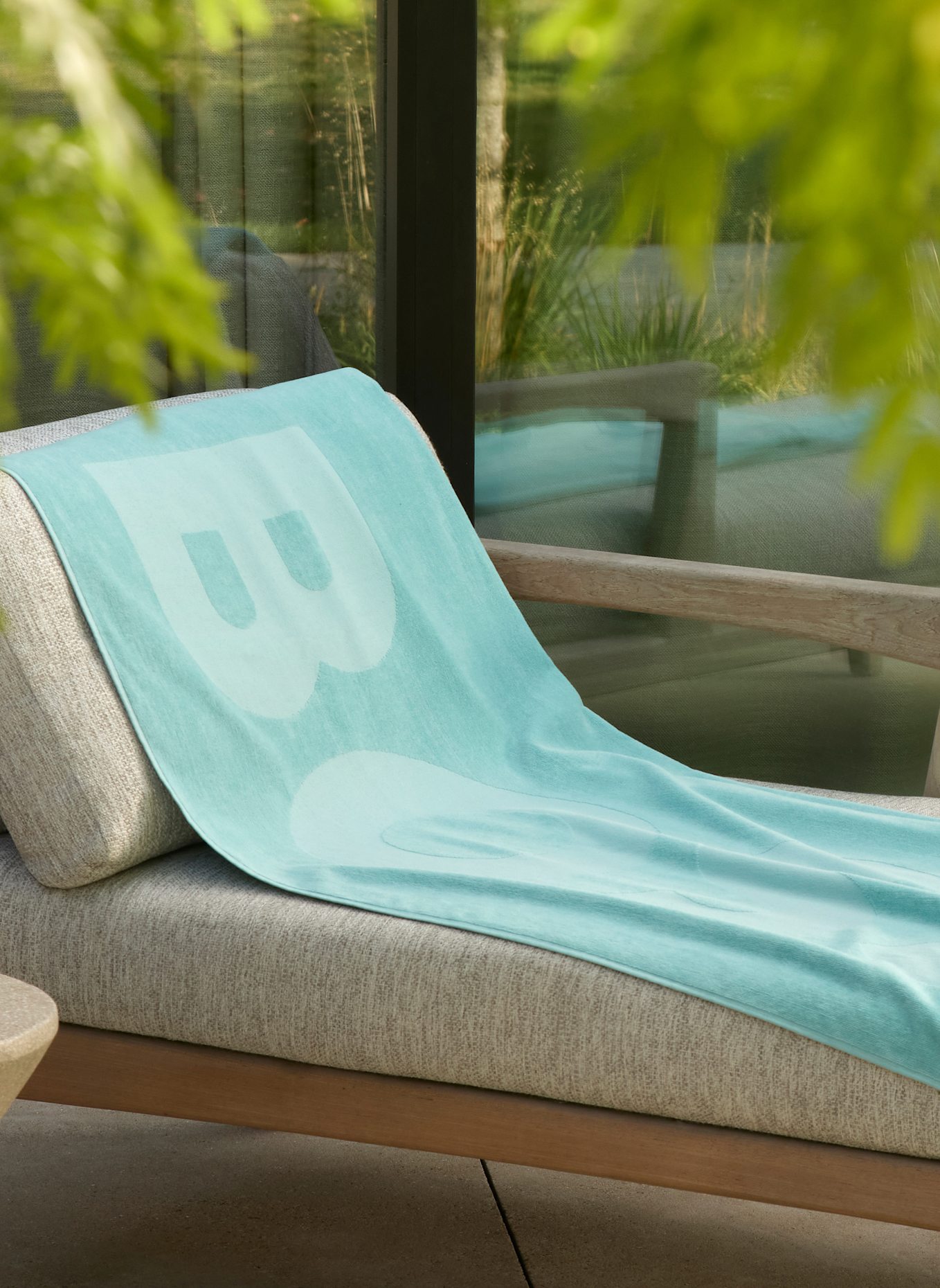 BOSS Strandtuch ZUMA: HELLBLAU