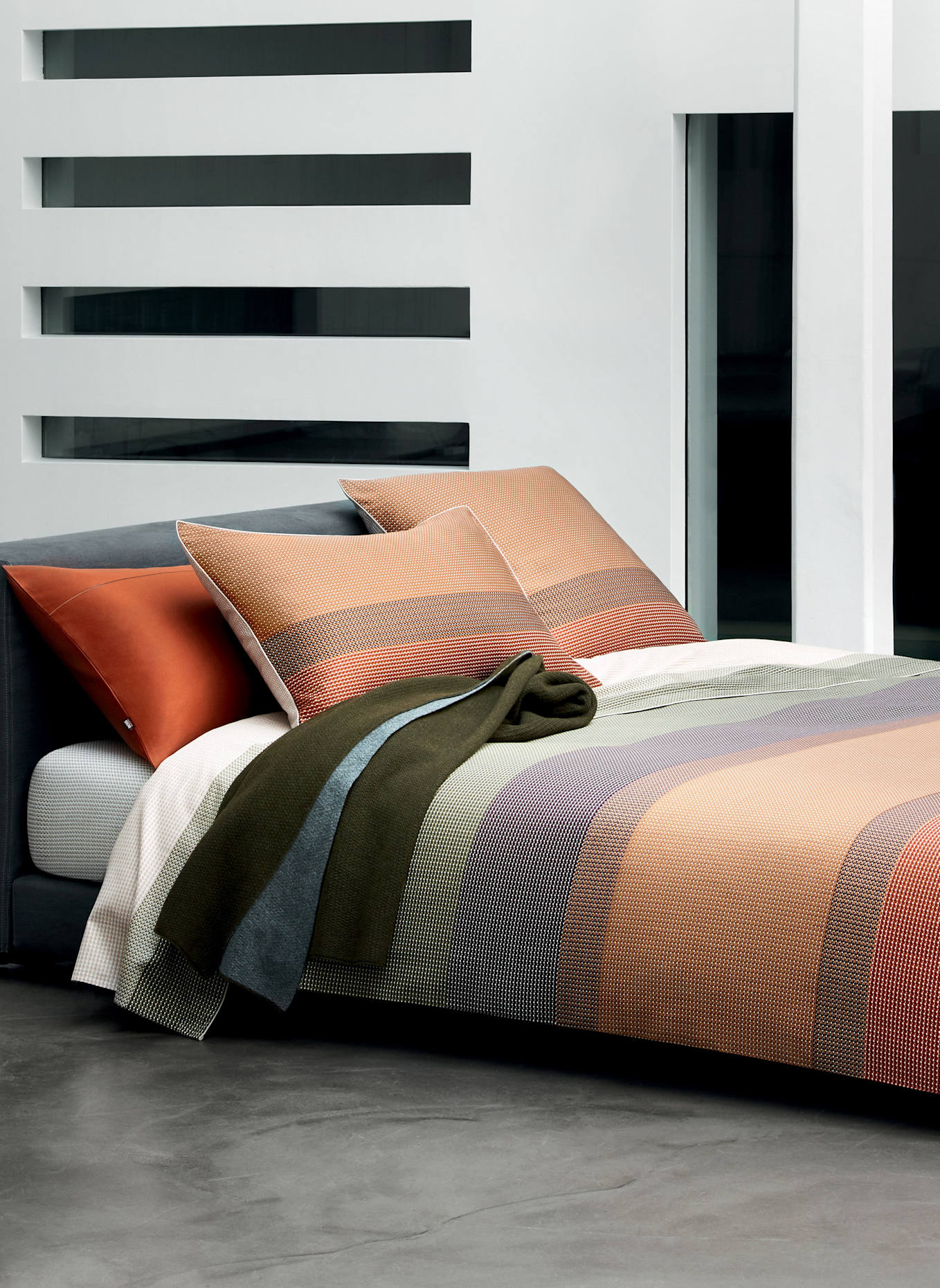 BOSS Bettwäsche Set BASALTE: BRAUN