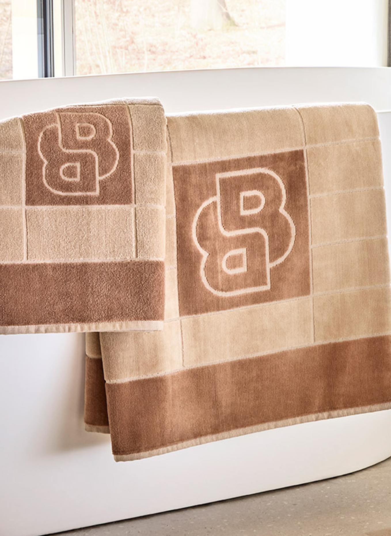 BOSS Handdoek DOUBLEB: CRÈME