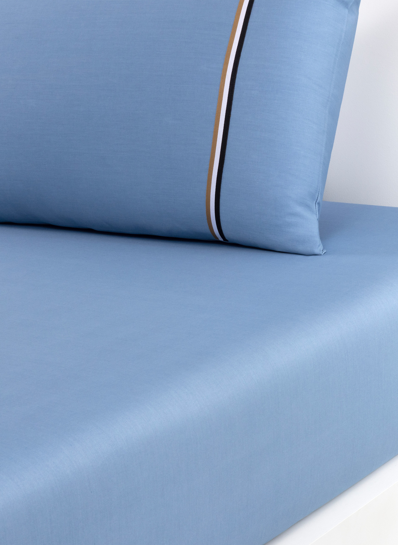 BOSS Bettwäsche Set BLINEA: HELLBLAU