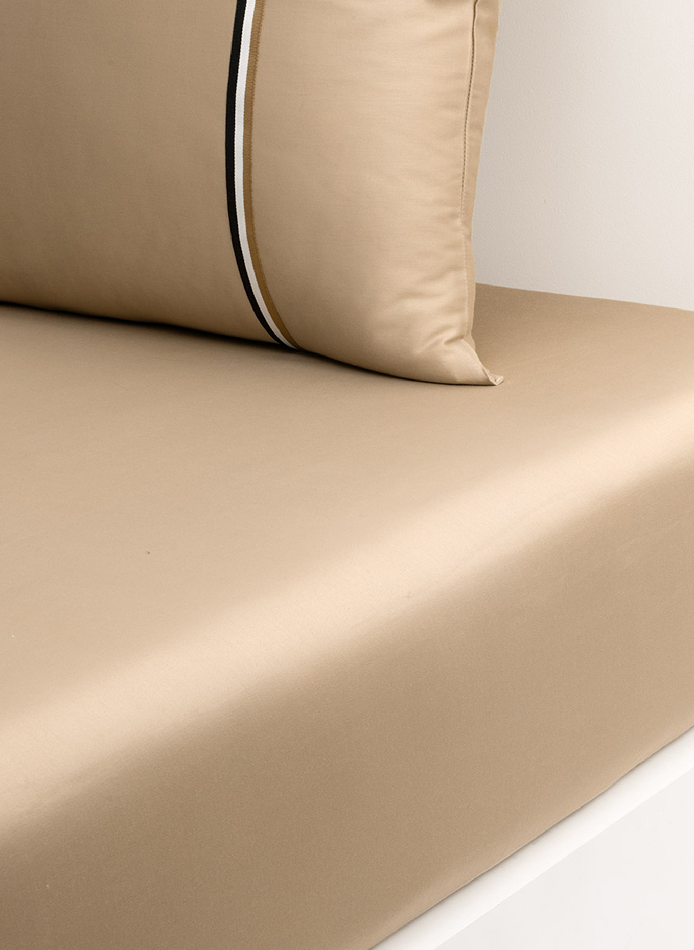 BOSS Bettwäsche Set BLINEA: BEIGE